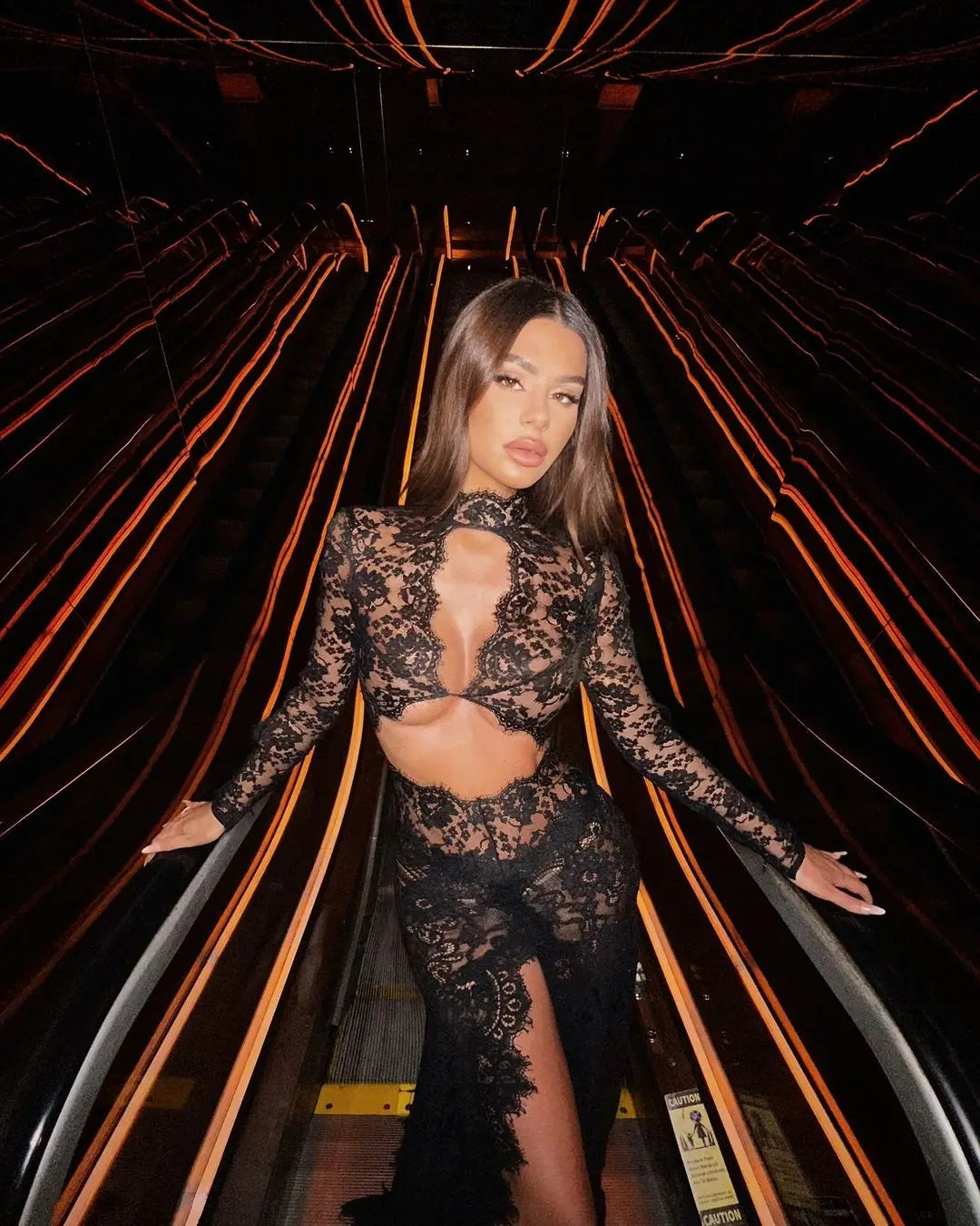 Black Color New Fashion Women Long Sleeve Sexy Lace Keyhole Bodycon Long Dress Fashion Nightclub Party Celebrate Outfit