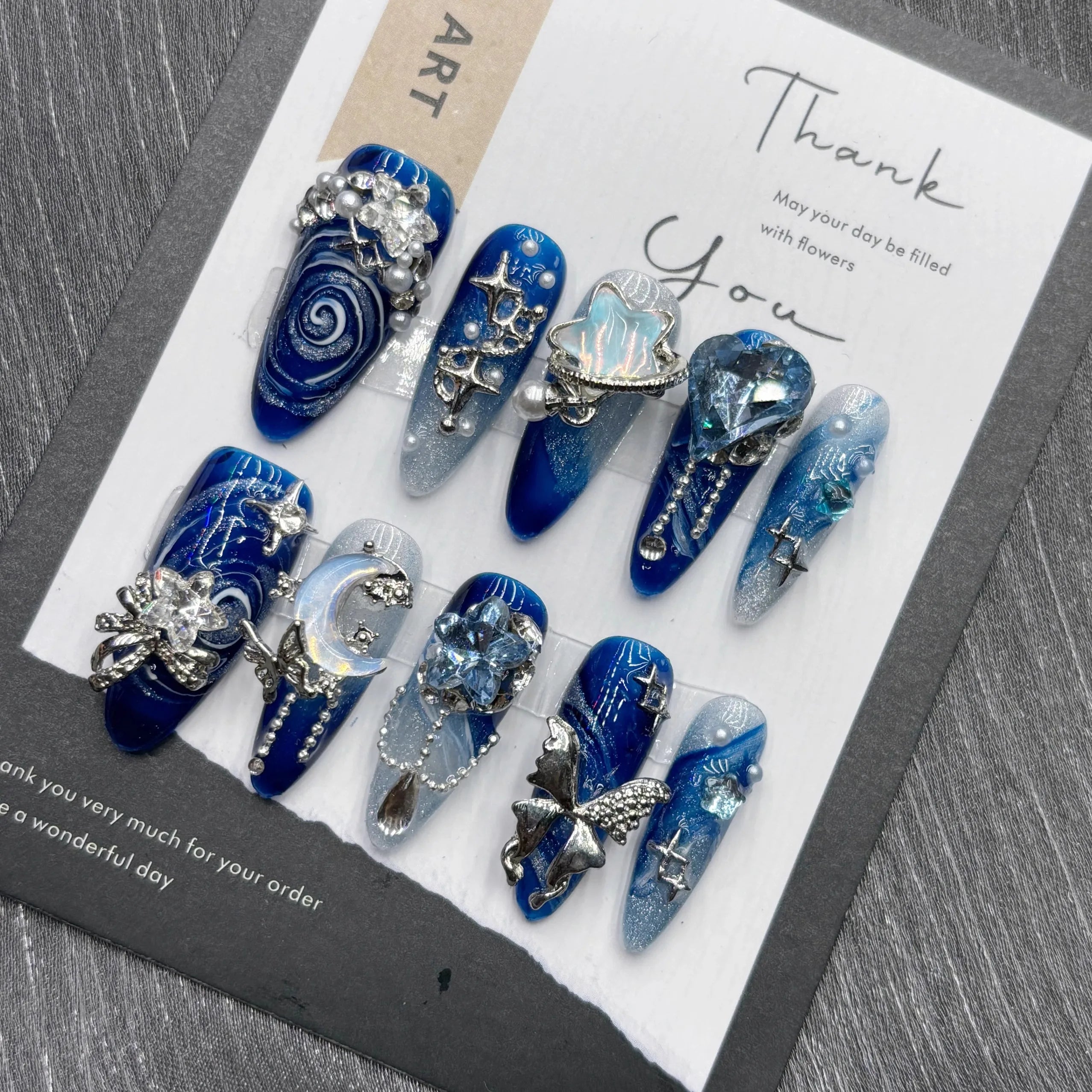 10Pcs Handmade Press on Nails Simple And Elegant Royal Blue Depth Gentle And Graceful Stick-on Nail Art Retro