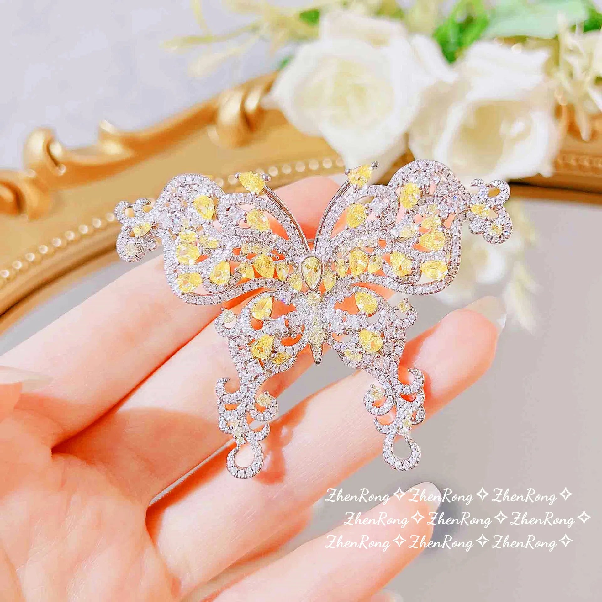 Luxury Statement Butterfly Brooch Pendant Necklaces Choker For Women Yellow Crystal Zircon Necklace Chain Exquisite Jewelry