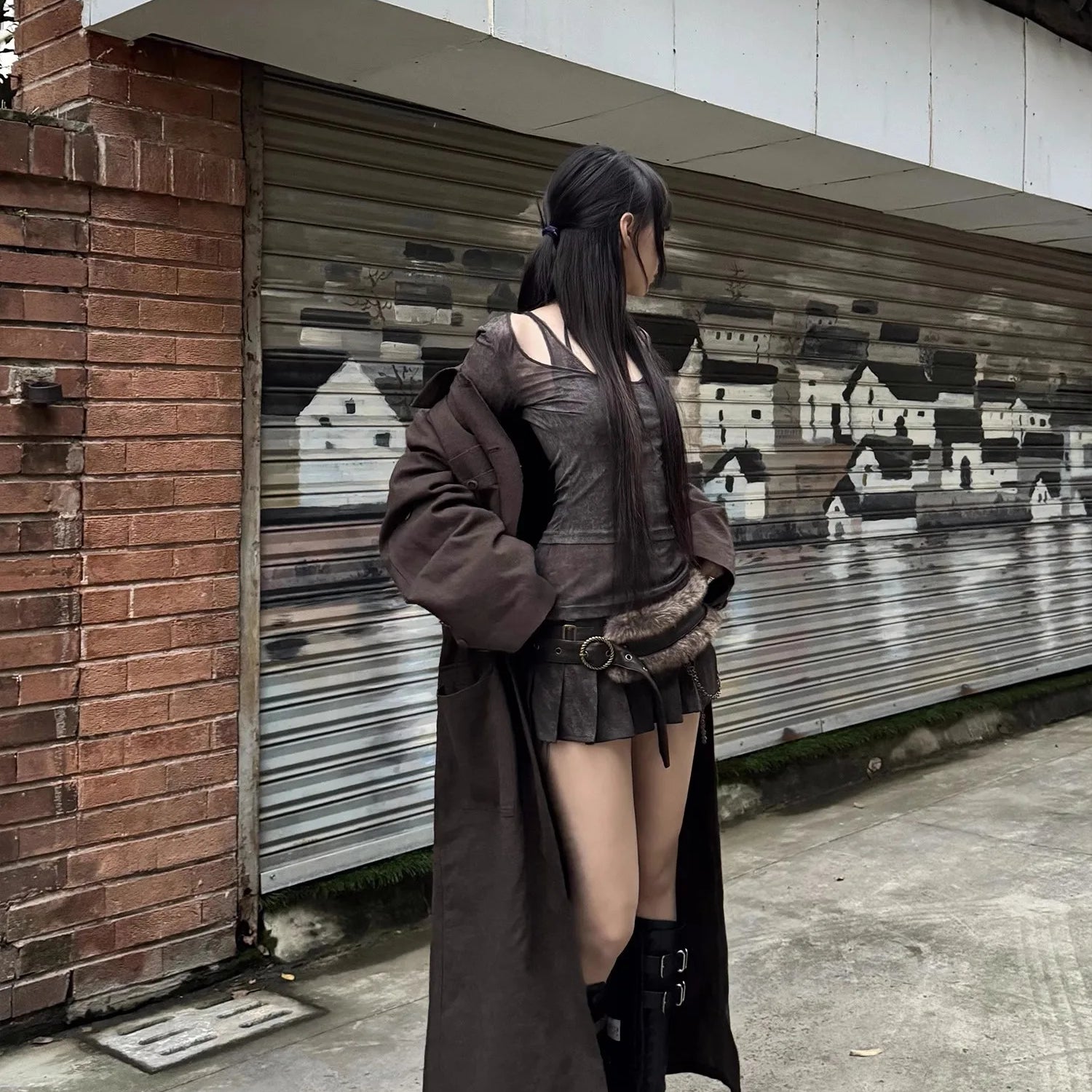 Lautaro Spring Summer Cool Washed Distressed Soft Pu Leather Mini Pleated Skirt Women High Waist Belt Luxury Designer Clothes