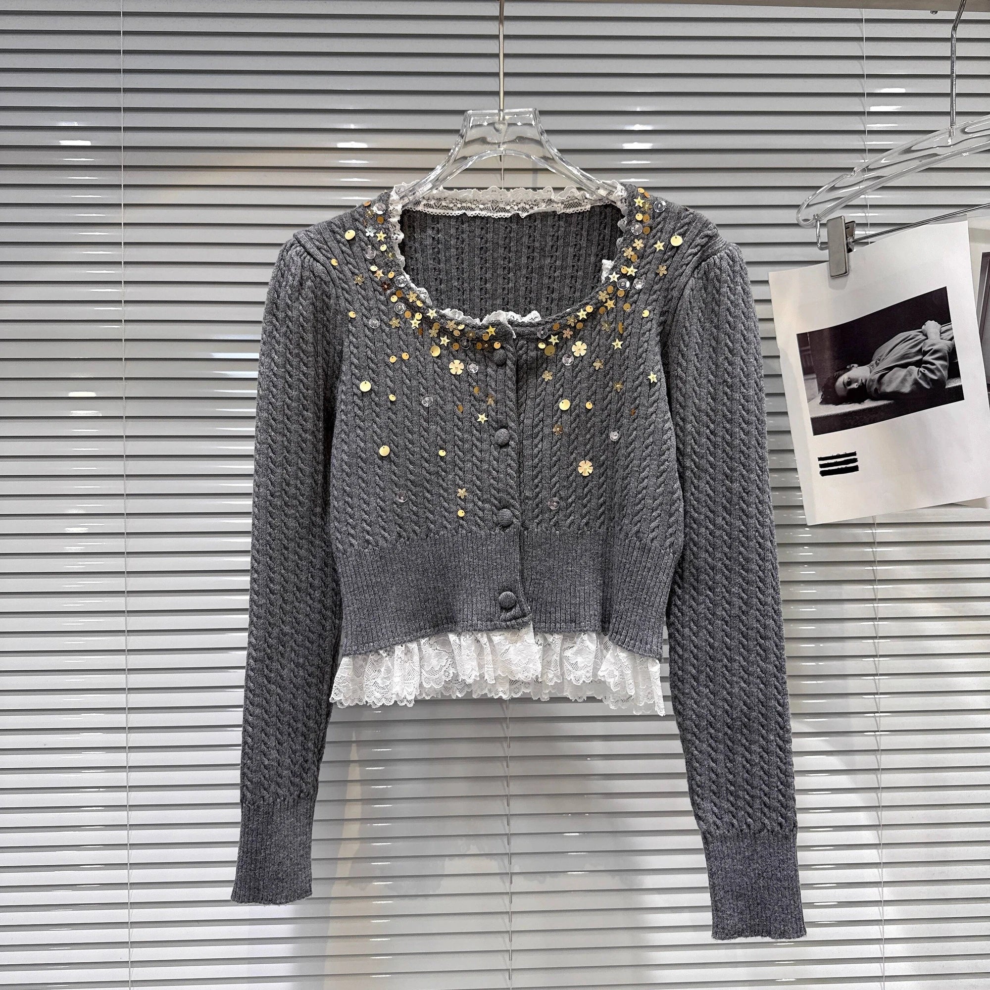 Winter New Fashion Lace Patchwork 3D Sequin Embroidery Knitted Cardigan For Women Elegant Short Sweater 11A07846 Gray One Size