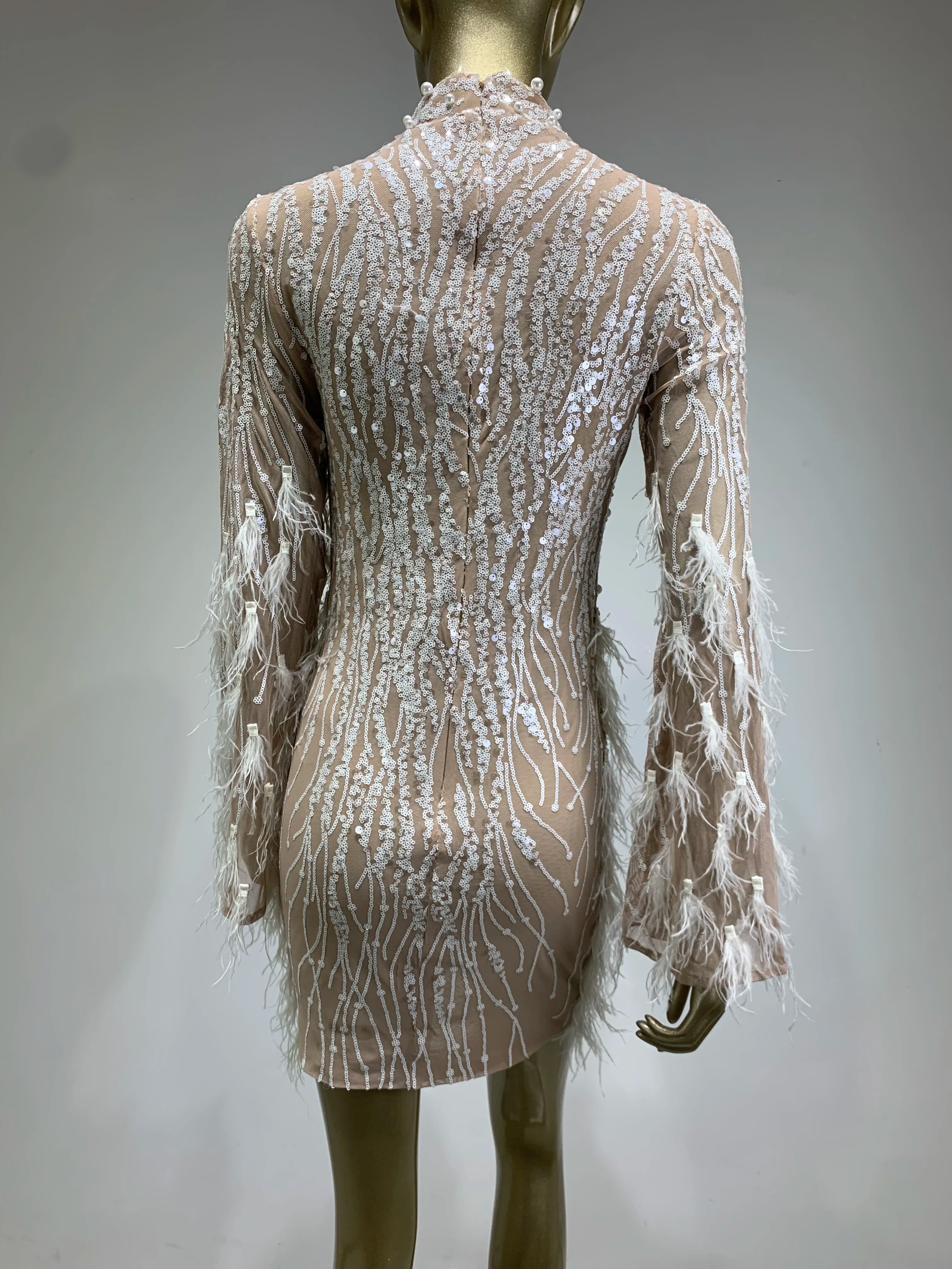 New Women Celebrity Sexy Long Sleeve Feather White Mini Pearl Bodycon Gowns Dress 2024 Elegant Evening Party Club Dress