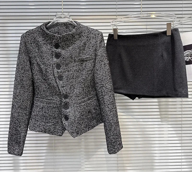 Winter New High-End Diagonal Button Woolen Cotton-Padded Short Coat For Women Black A-line Skirt Female 11A07682