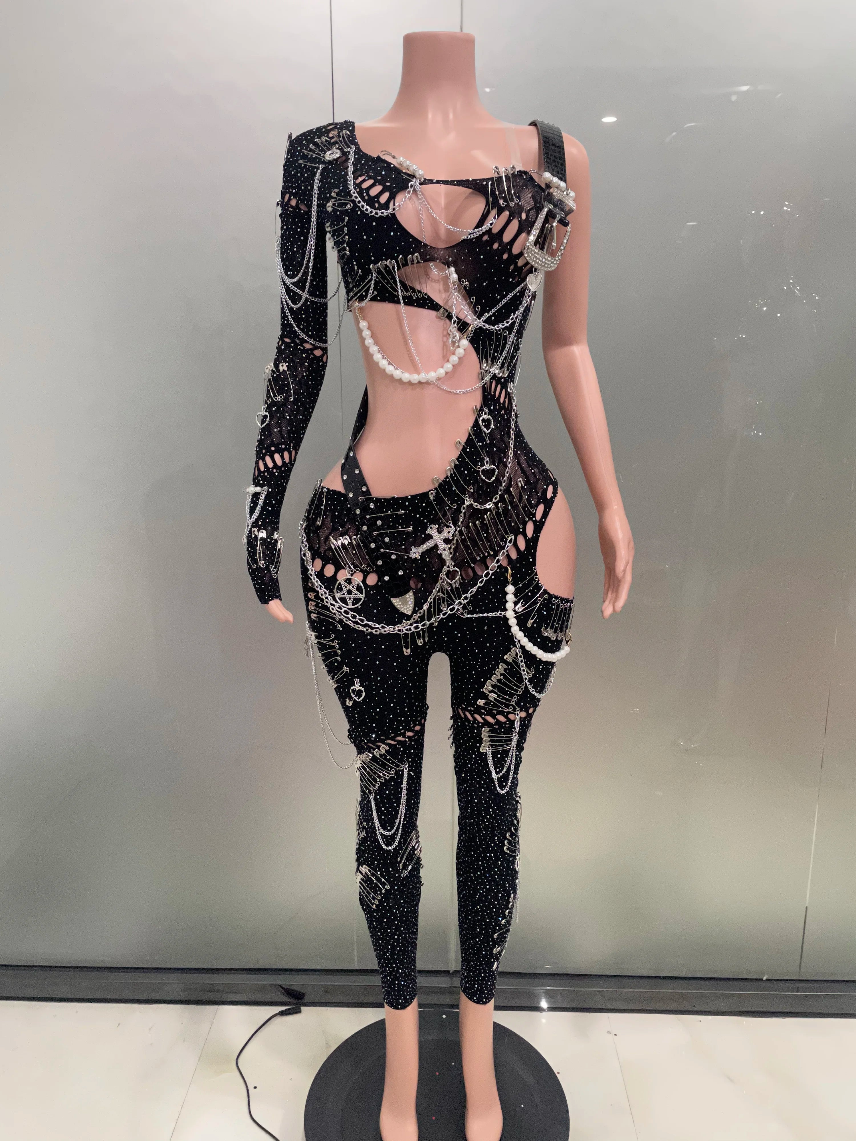 Sexy Shining Pearl Chain One Shoulder Hollow Out Jumpsuit 2025 New Women Birthday Party Nightclub Singer Performance Stage Wear black