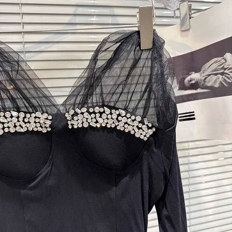 Winter New Fashion Mesh Patchwork Rhinestone Beaded Chest Pad T-Shirt For Women Slim Fit Short Tops Female 11A07772