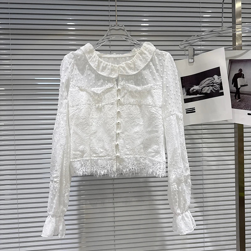 Winter New Fashion Sweet Pearl Button Patchwork Design Lace Blouse For Women Versatile Small Shirt Female 11A07895