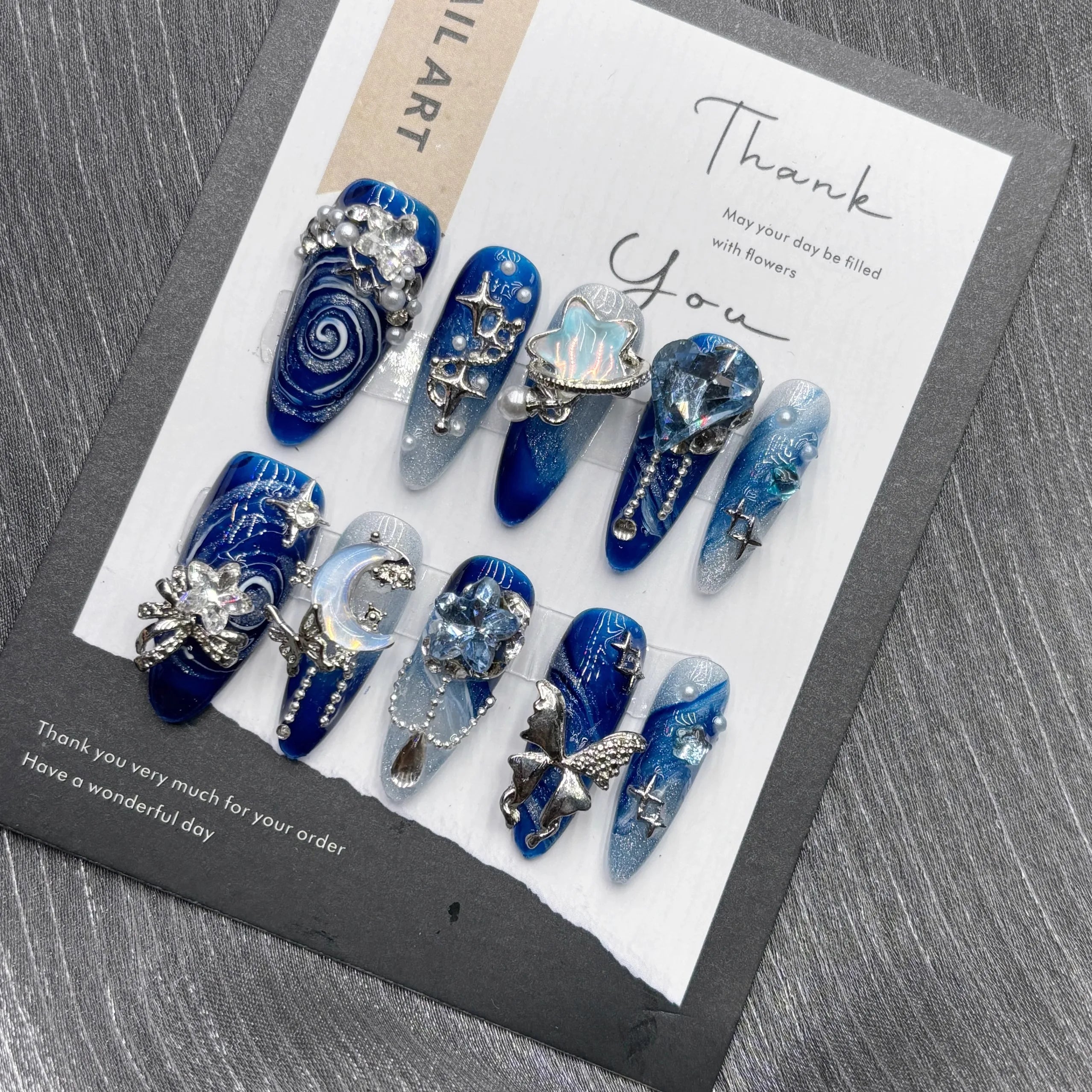 10Pcs Handmade Press on Nails Simple And Elegant Royal Blue Depth Gentle And Graceful Stick-on Nail Art Retro
