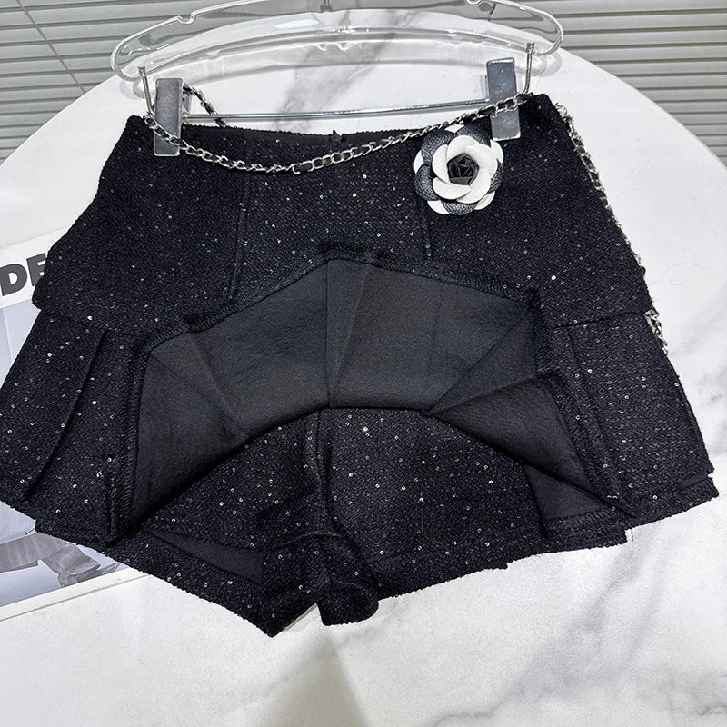 Winter New Style Fashion Back Zipper Design Contrast Color Short Tops For Women Chain Cake Skirt Female 11A07648