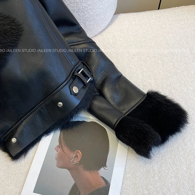 Lautaro Autumn Winter Cool Short Loose Black Thick Warm Soft Hairy Faux Sheepskin Coat Women Luxury Designer Fluffy Jacket 2025