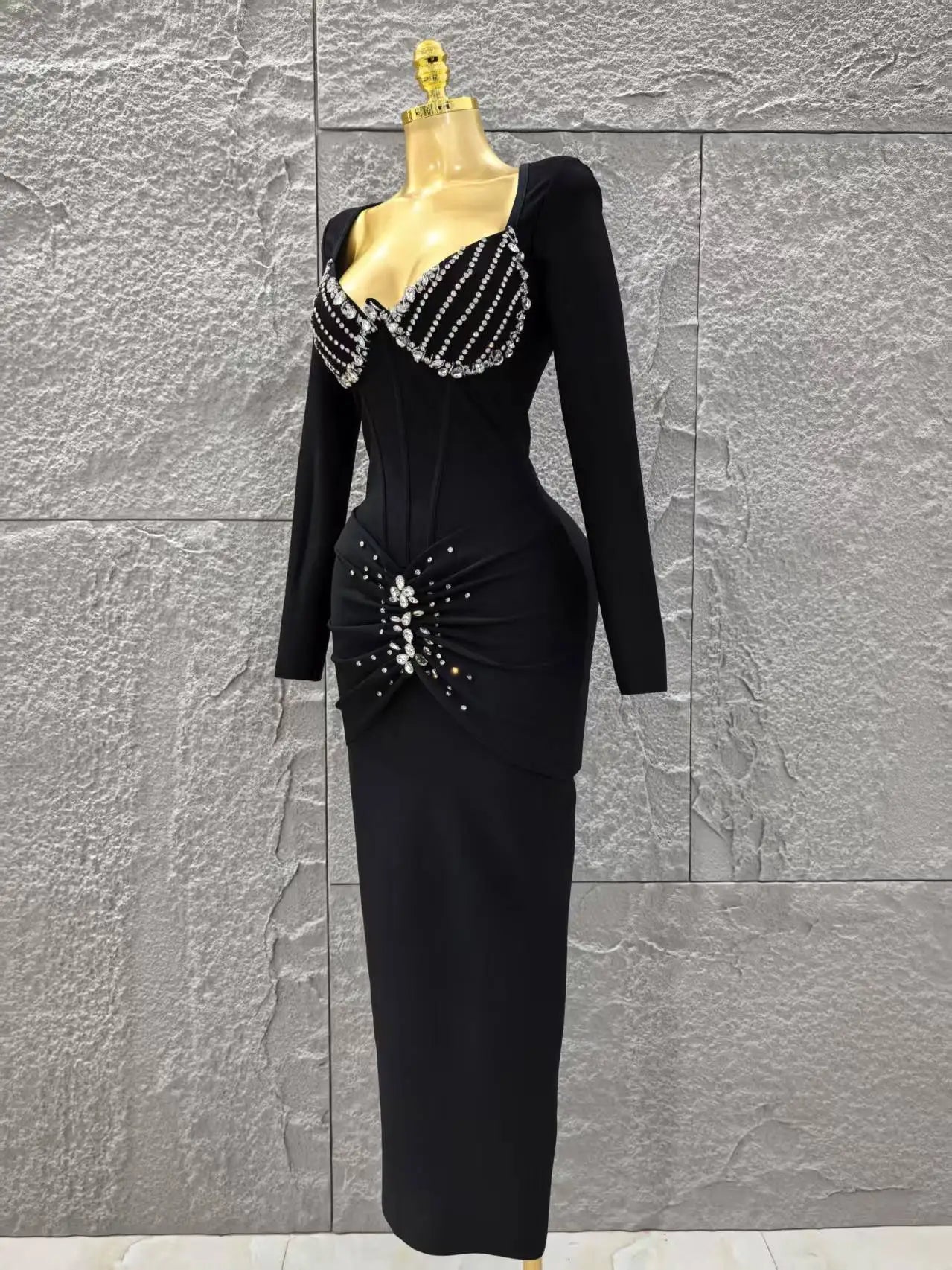 Top Quality Women Long Sleeve Sexy Square Collar Shinning Crystal Bodycon Long Bandage Dress Celebrate Evening Party Outfit