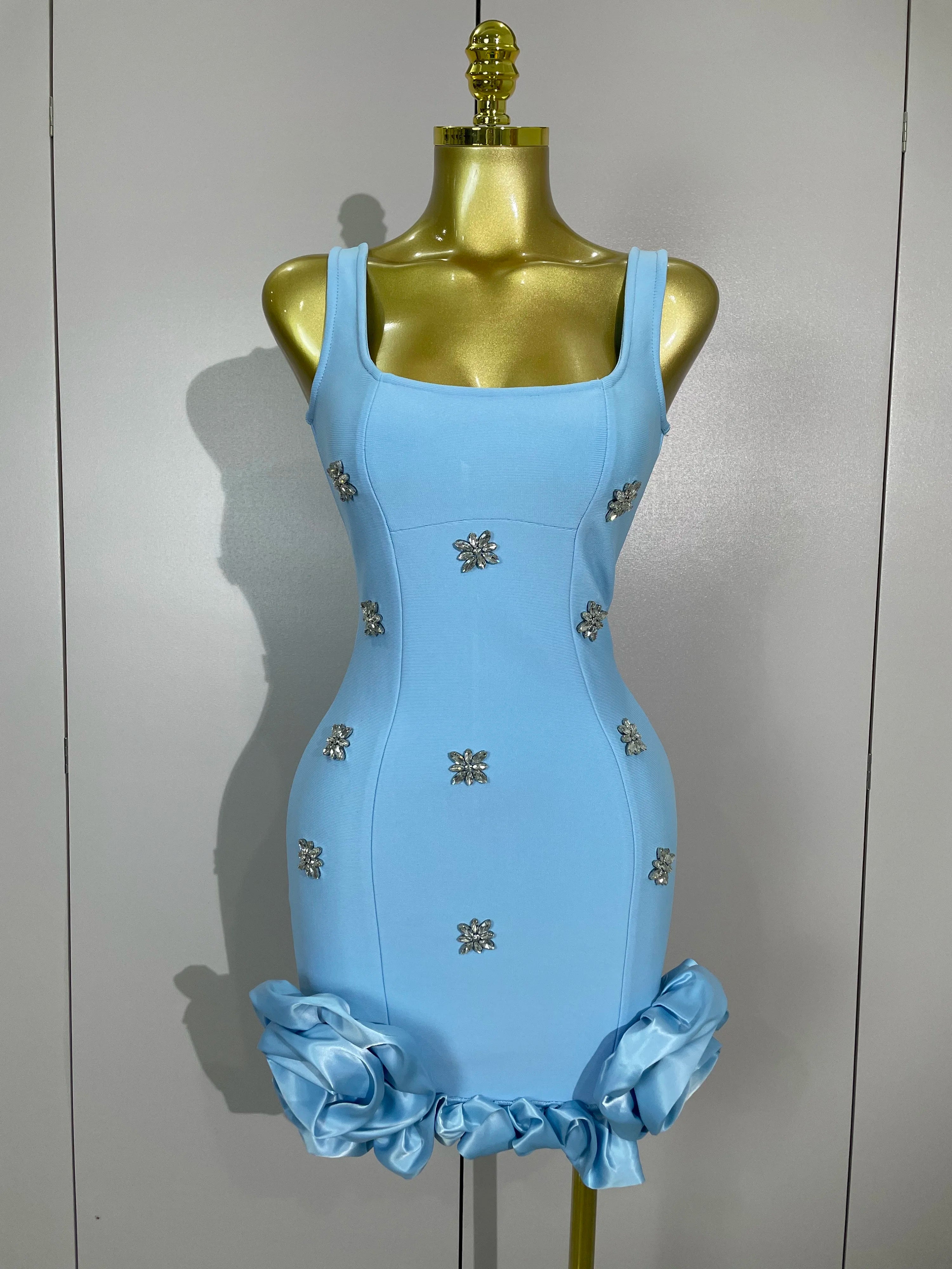 2025 New STyle Shining Crystal Women Sleeveless Bodycon Mini Bandage Dress Elegant Ruffles Cute Birthday Party Celebrate Dress SKY BLUE