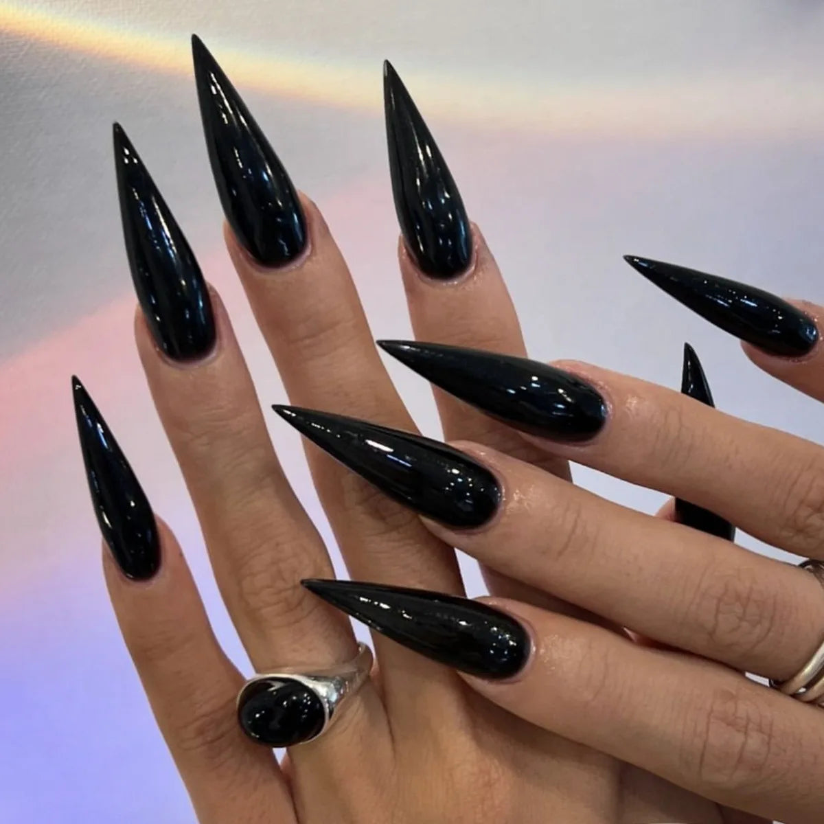 24Pcs Black French Simple Gradient Nail Art Set with Glue Mid-length Almond Fake Nails Wearable Fashion Glossy Acrylic Nail Tips 1