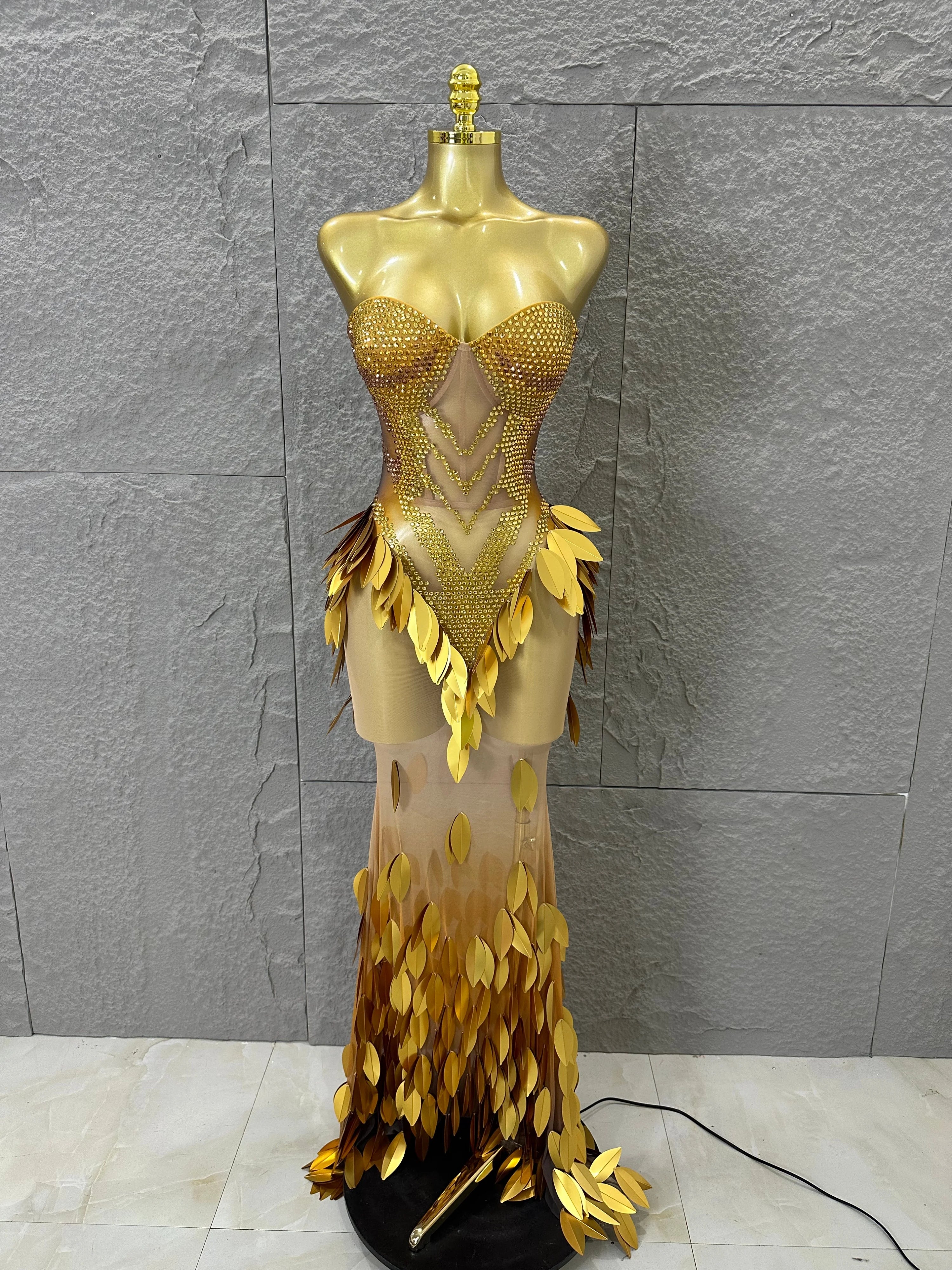 Luxurious Gold Strapless Dress Women Sexy Sheer Mesh Full Crystal Beaded Leaf Form-Fitting Mermaid Formal Event Party Costume Gold