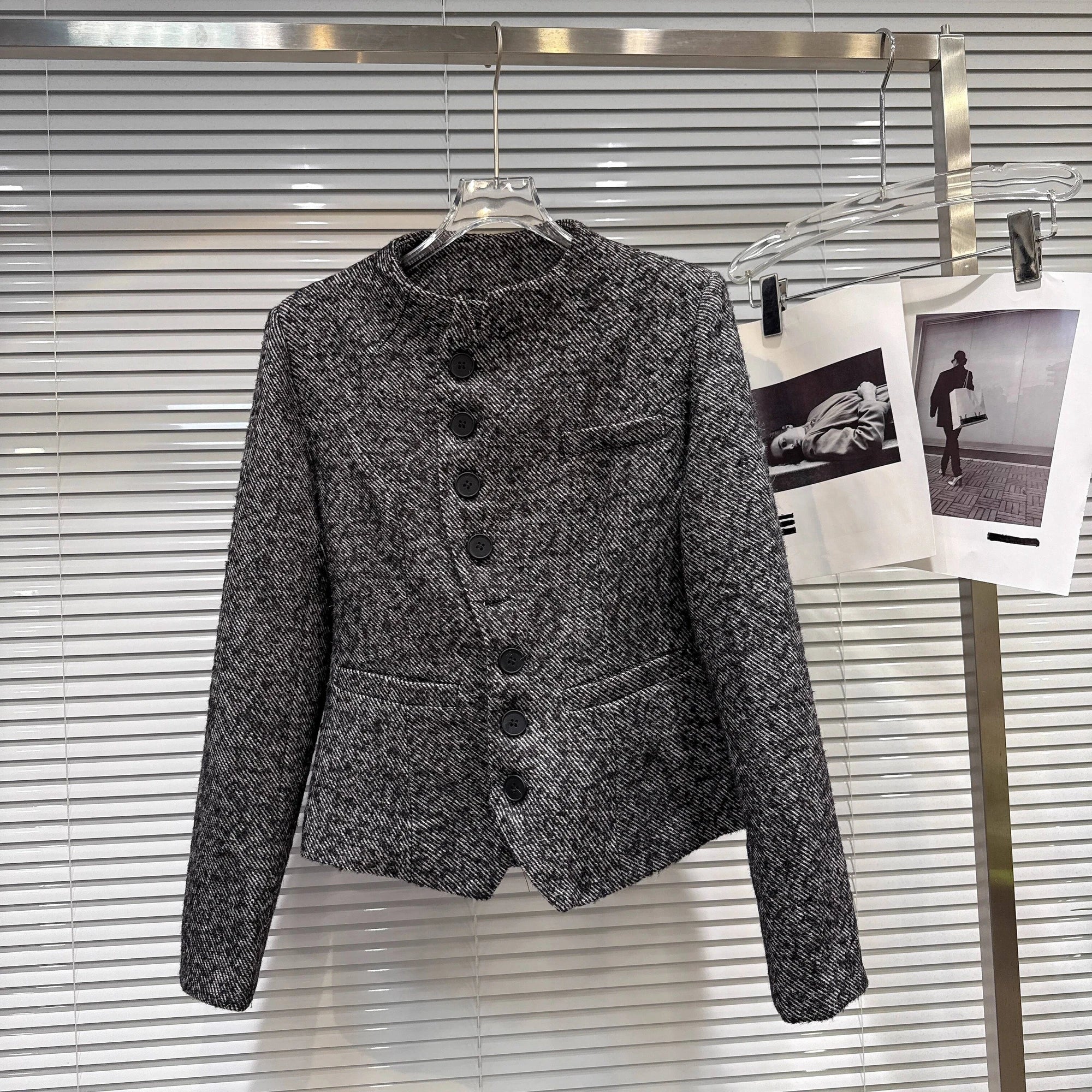 Winter New High-End Diagonal Button Woolen Cotton-Padded Short Coat For Women Black A-line Skirt Female 11A07682 only coat