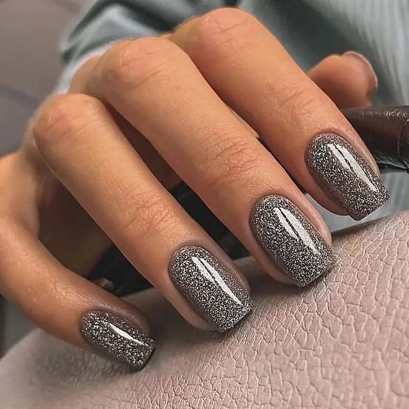 24Pcs Glitter Fake Nail Art with Sequin Design Mid-length Square Head False Nails Tips Retro Wine Red Wearable Press on Nails 1195