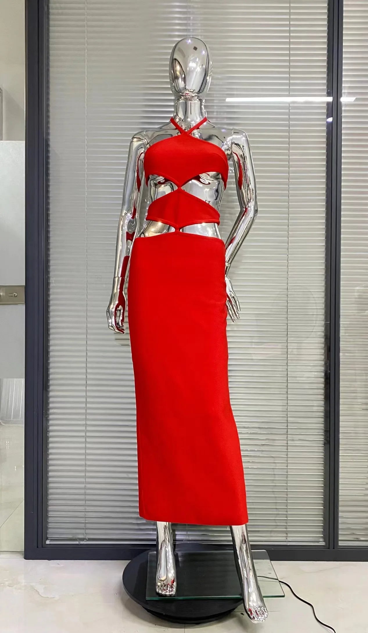 2023 New Summer Red Color Women Sexy Halter Cut Out Bodycon Bandage Long Dress Fashion Birthday Christmas Cocktail Party Dress Red