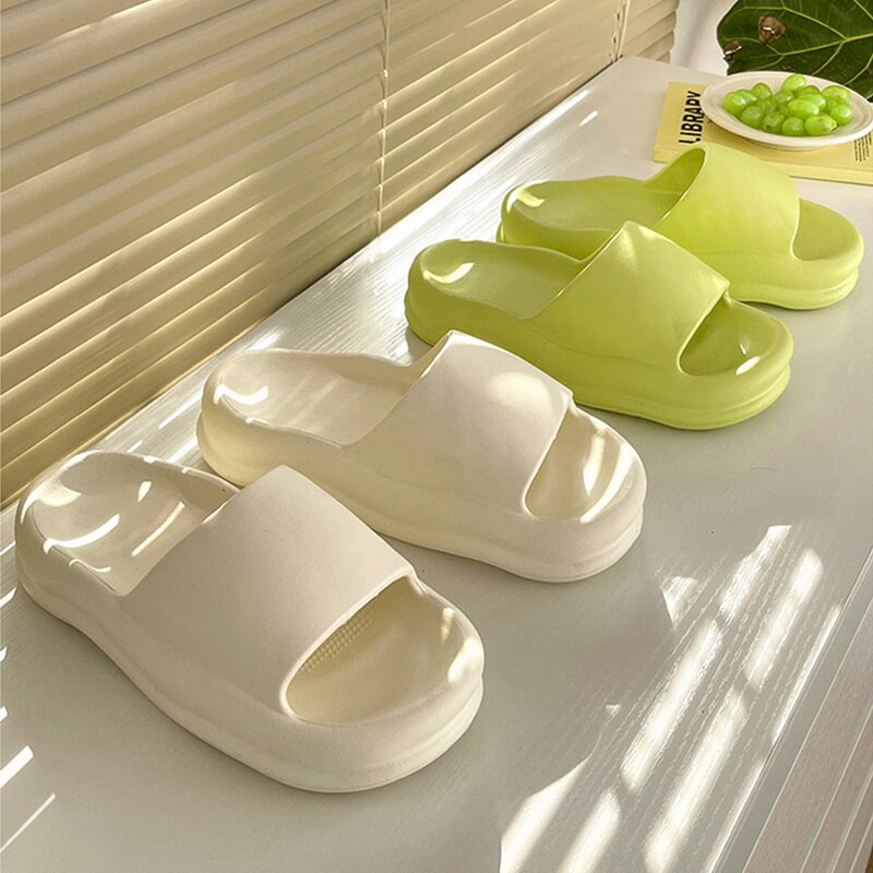 Women Soft Sole Cloud Slippers Summer Beach Thick Platform Slipper Sandals Women Fashion Eva Slippers For Home Flip Flops Woman