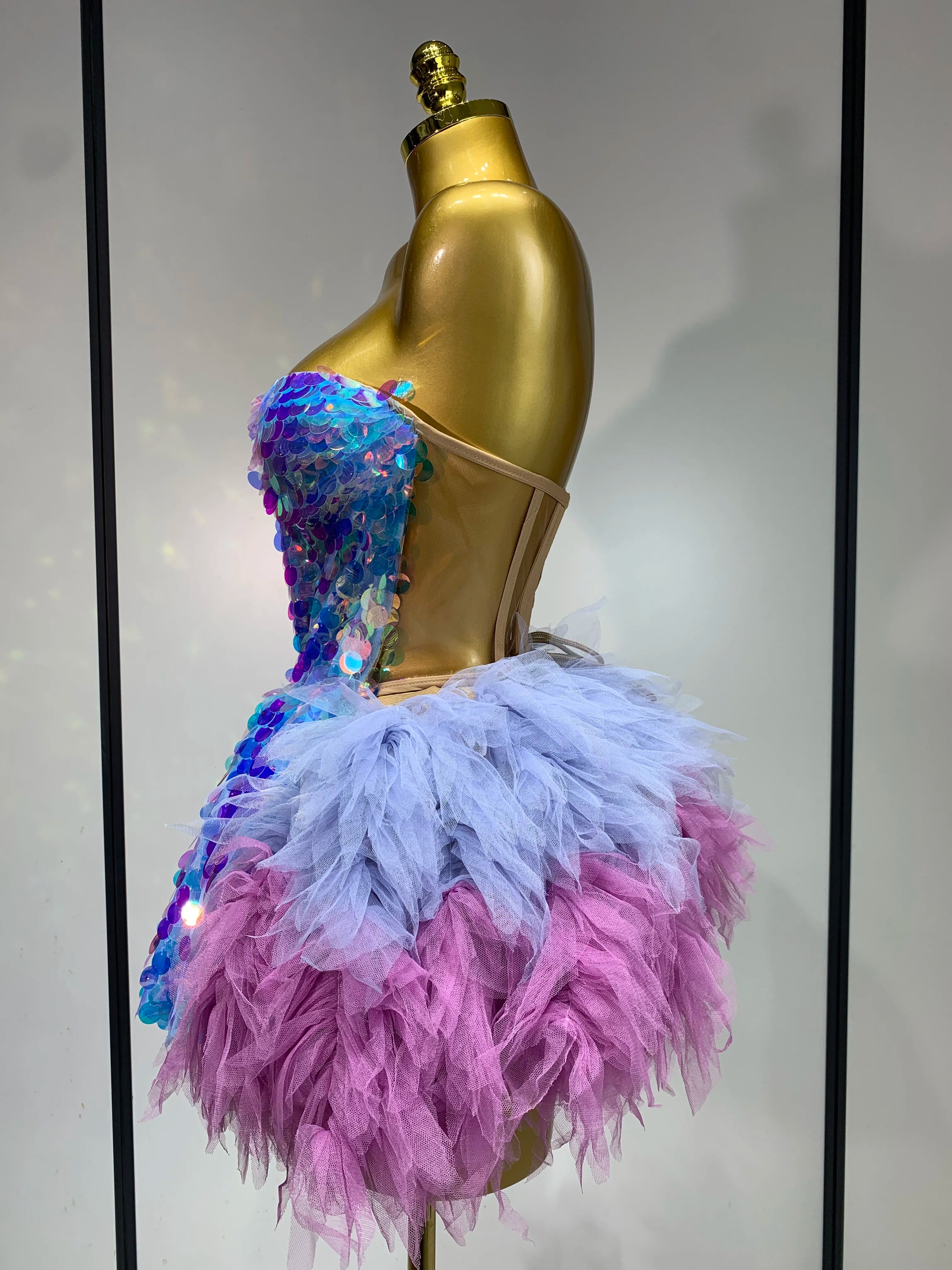 Sparkly Sequins Ruffles Two Pieces Set Sexy Backless Top Skirt Set Nightclub Performance Dance Dress Singer Stage Outfit