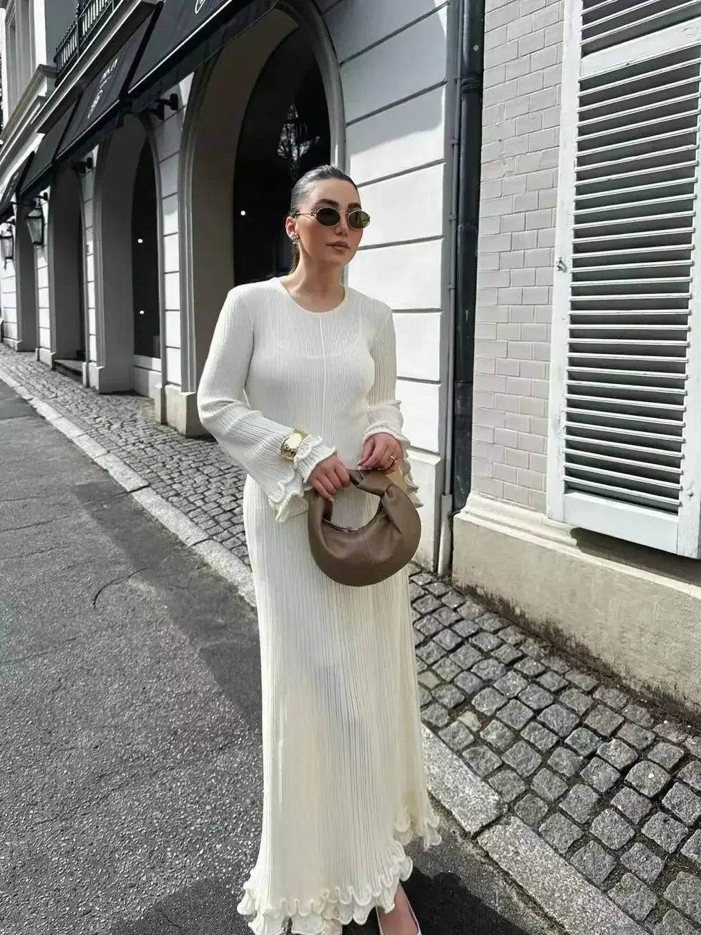 Autumn New Ladies Elegant Flared Sleeve Knitted Dress Women Fashion Crew Neck White Slim Robes Summer Female Party Dresses White