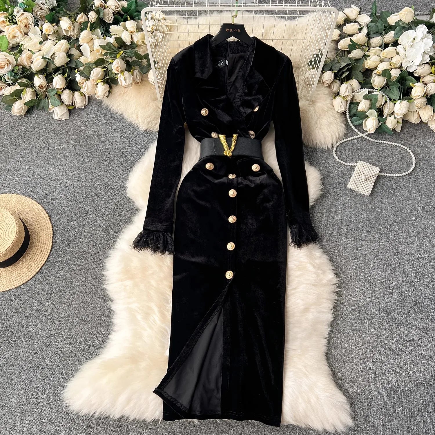 Autumn Elegant V-Neck Velvet Dress Women Long Sleeve Fashion Metre Buttons Split Sheath Bodycon Office Party Pencil Vestidos