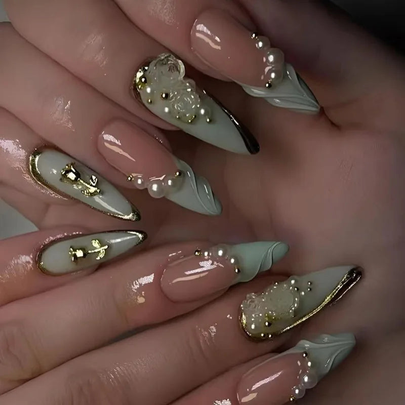24Pcs 3D Green Ripple Design False Nails Cat's Eye French Almond Fake Nail Tips Leaves Pattern Removable Oval Press on Nails 1044