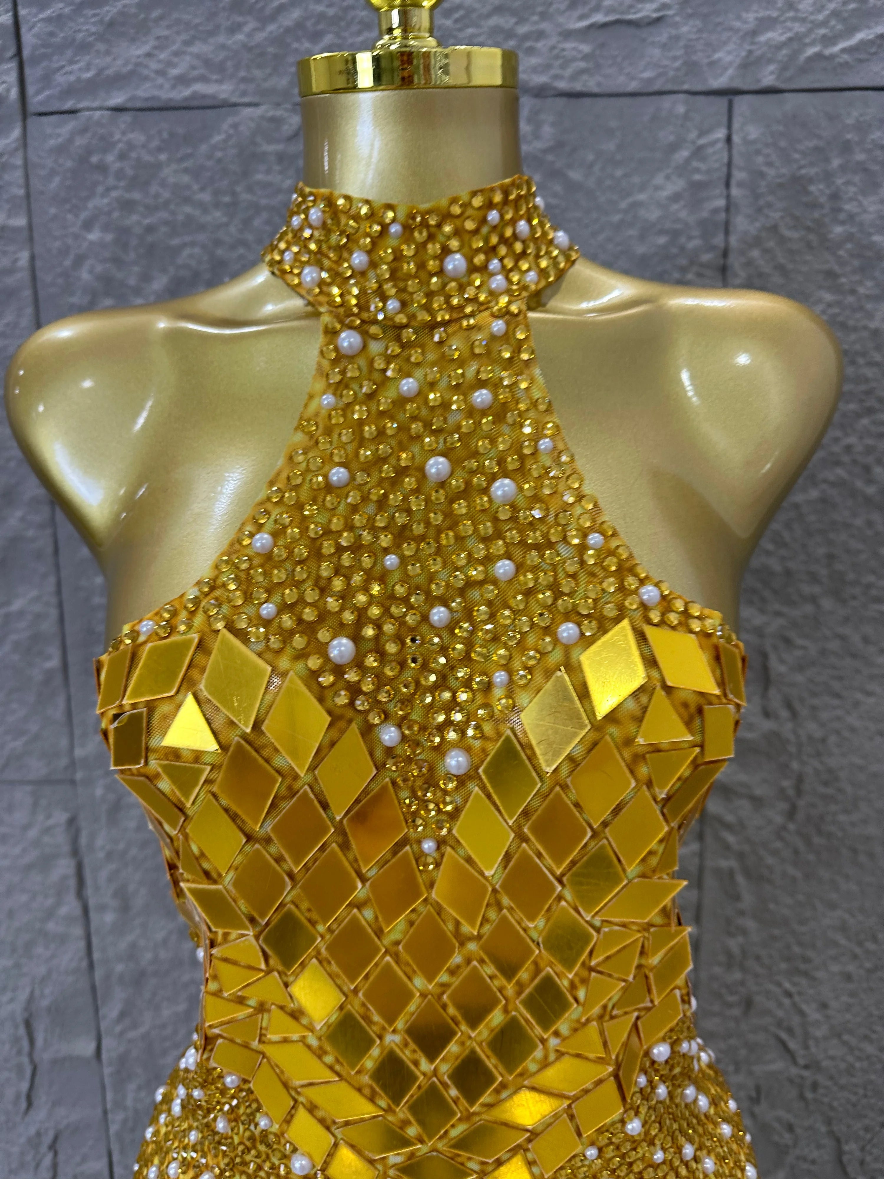Luxury Gold Halter Neck Mini Dress Diamond Mirror Pearl Beaded Bodycon Nightclub Party Clubwear Outfit