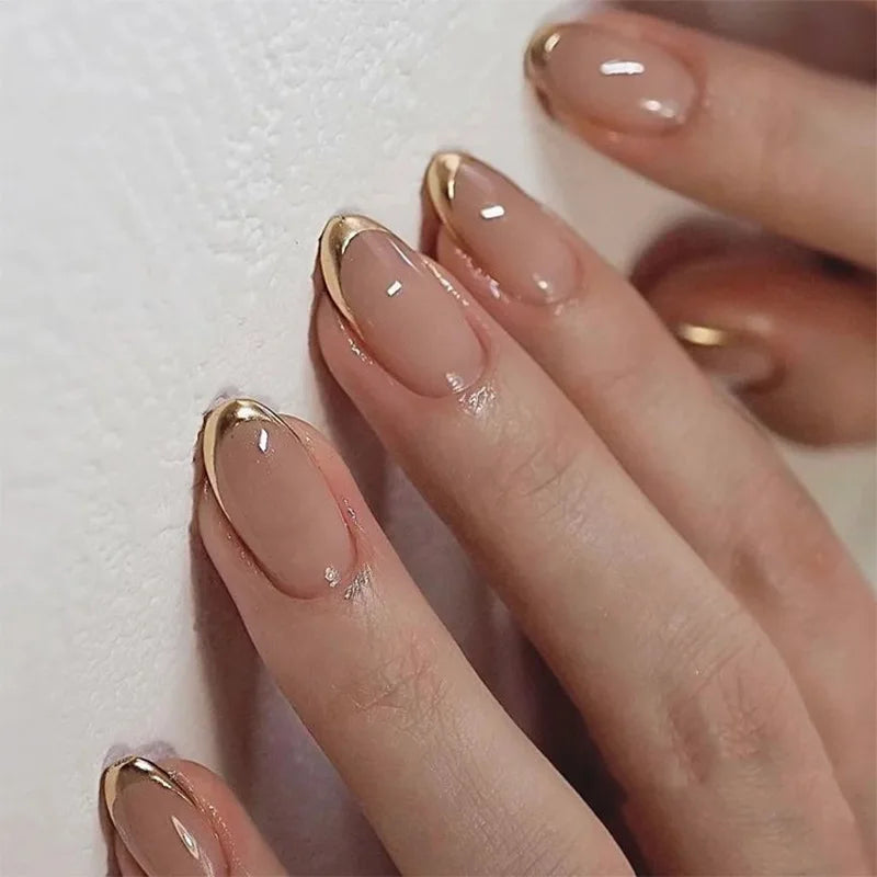 24Pcs Short Round Fake Nails with Gilding Flower Design Wearable Almond False Nails Tips Golden Lines Detachable Press on Nails 3719