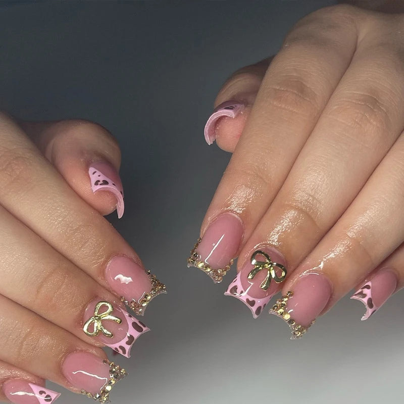 24Pcs Pink French Press on Nails Full Cover Small Broken Diamond Leopard Print Design Short Ballet 3d Gold Bow Nails Fashion Art 2