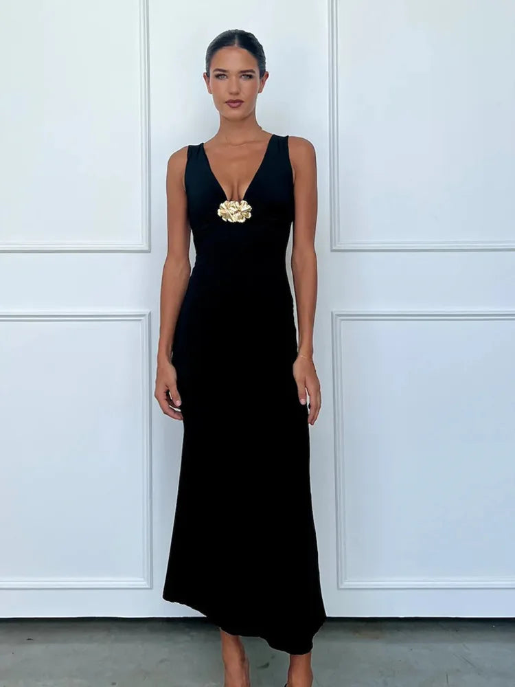 Mozision Elegant Deep V Neck Front Gold Clasp Sexy Maxi Dress For Women Black Gown Sleeveless Slim Fit Long Tank Dress Elegant black