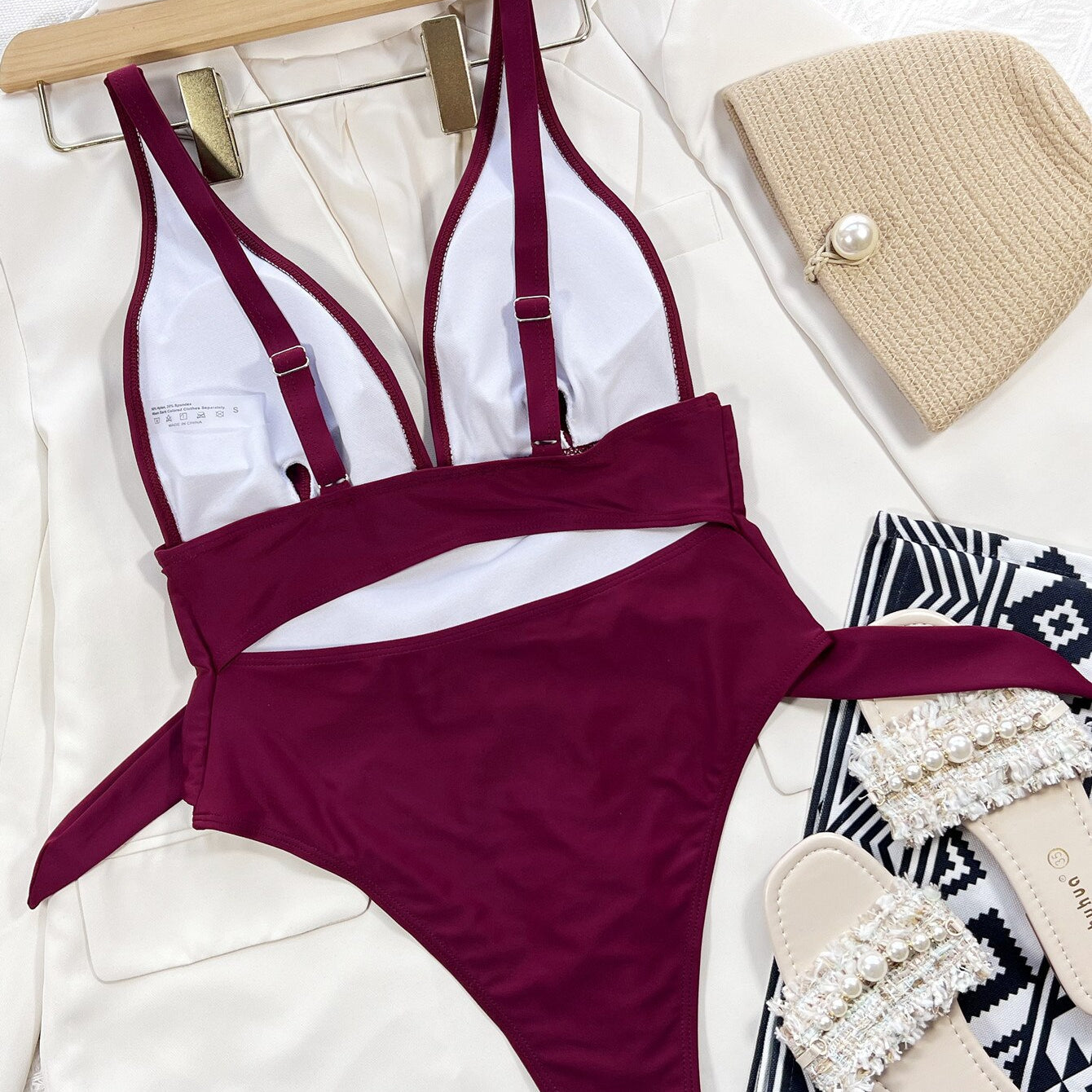 Sexy One Piece Swimsuit - Swimwear Burgundy V-neck Bowknot Hollow One-piece Bathing Suit Beachwear Trajes De Bano Mujer