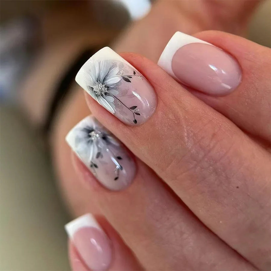 24Pcs White Fashion Short Square Press on Nails Wearable with French Ink Wash Fresh Nails Set Chinese Style False Nail Tips Art 2