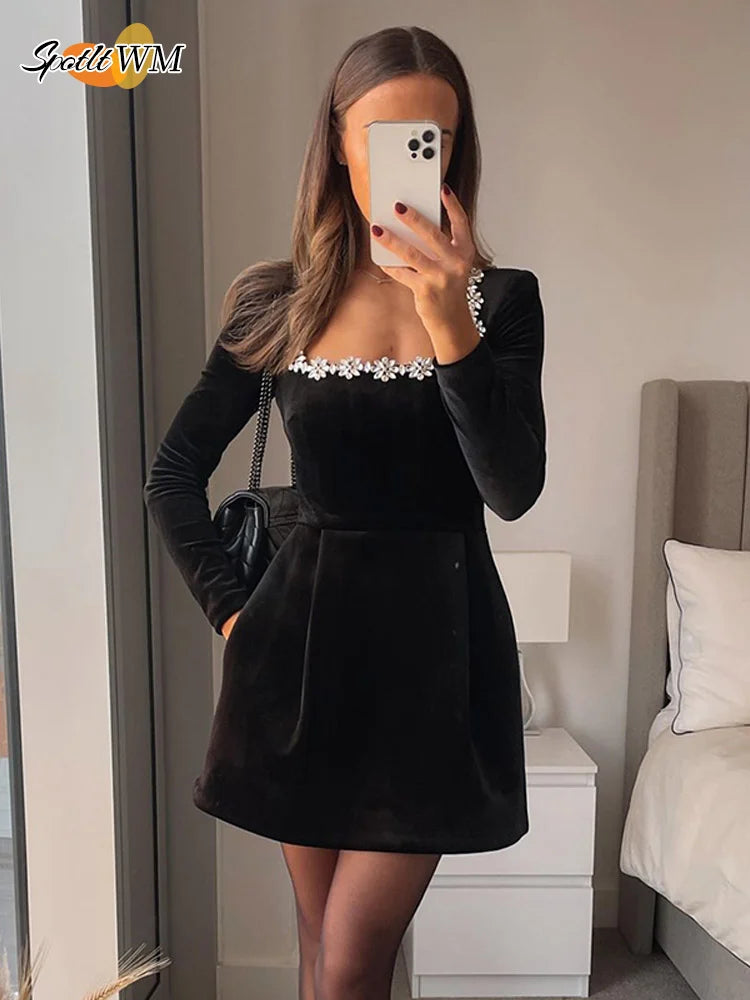 Vintage Casual Chic Rivet Women Black Dress Slash Neck Zipper Velvet Mini Dress Fashion 2024 Autumn Evening Party Female Dresses