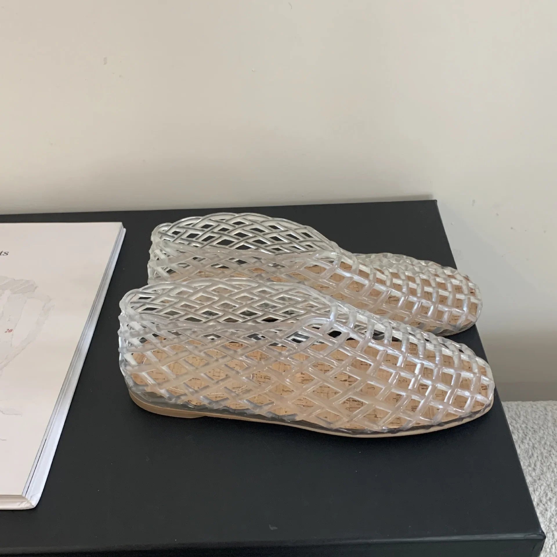 Summer Jellies Shoes Women Fashion Transparent Mesh Hollow Out Beach Shoes Ladies Flat Sandals Colourful Round Toe Jelly Sandals Clear