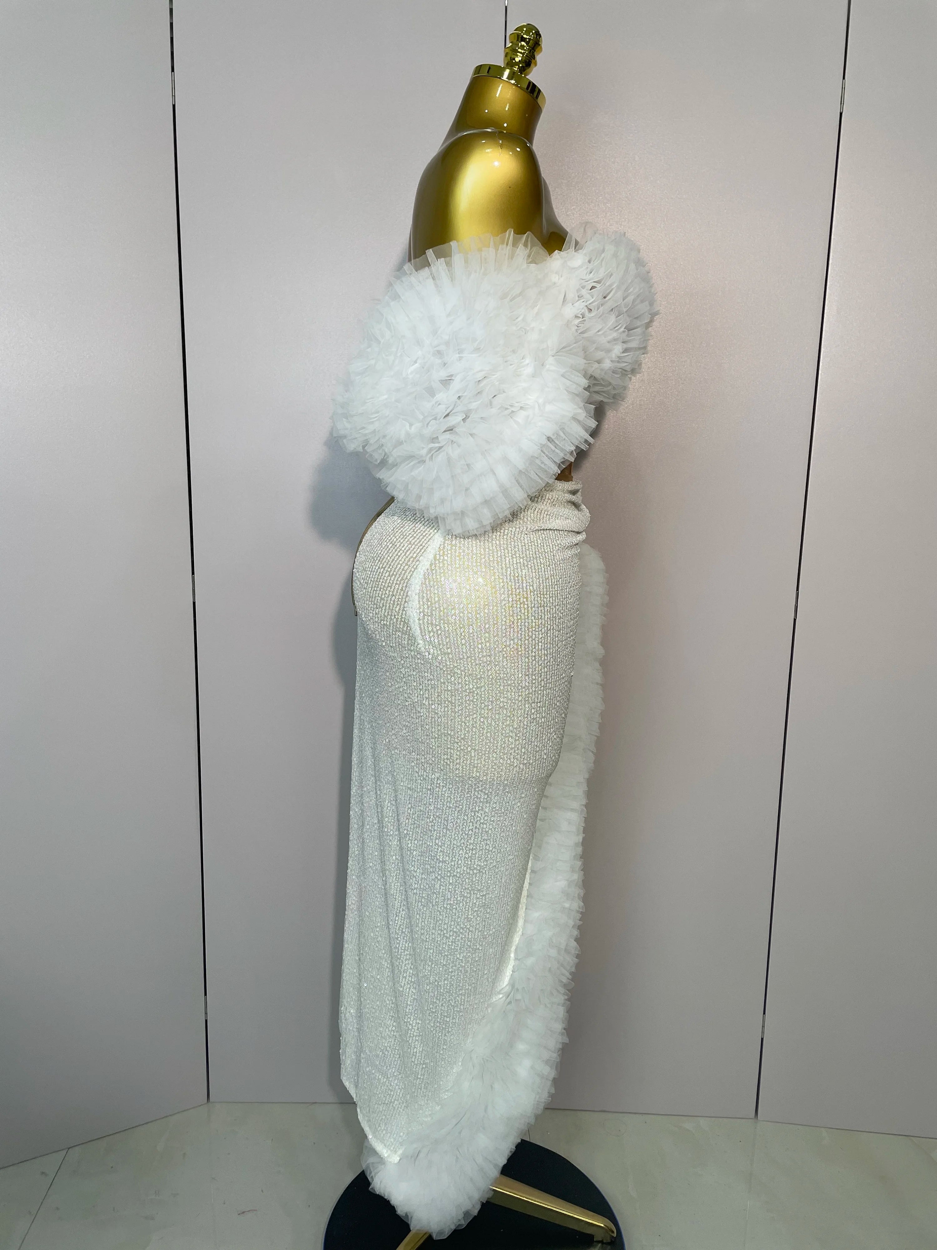 2025 Women White Sequins Top Short Skirt Two Pieces Set Sexy Celebrate Evening Prom Birthday Dress Nightclub Stage Outfit