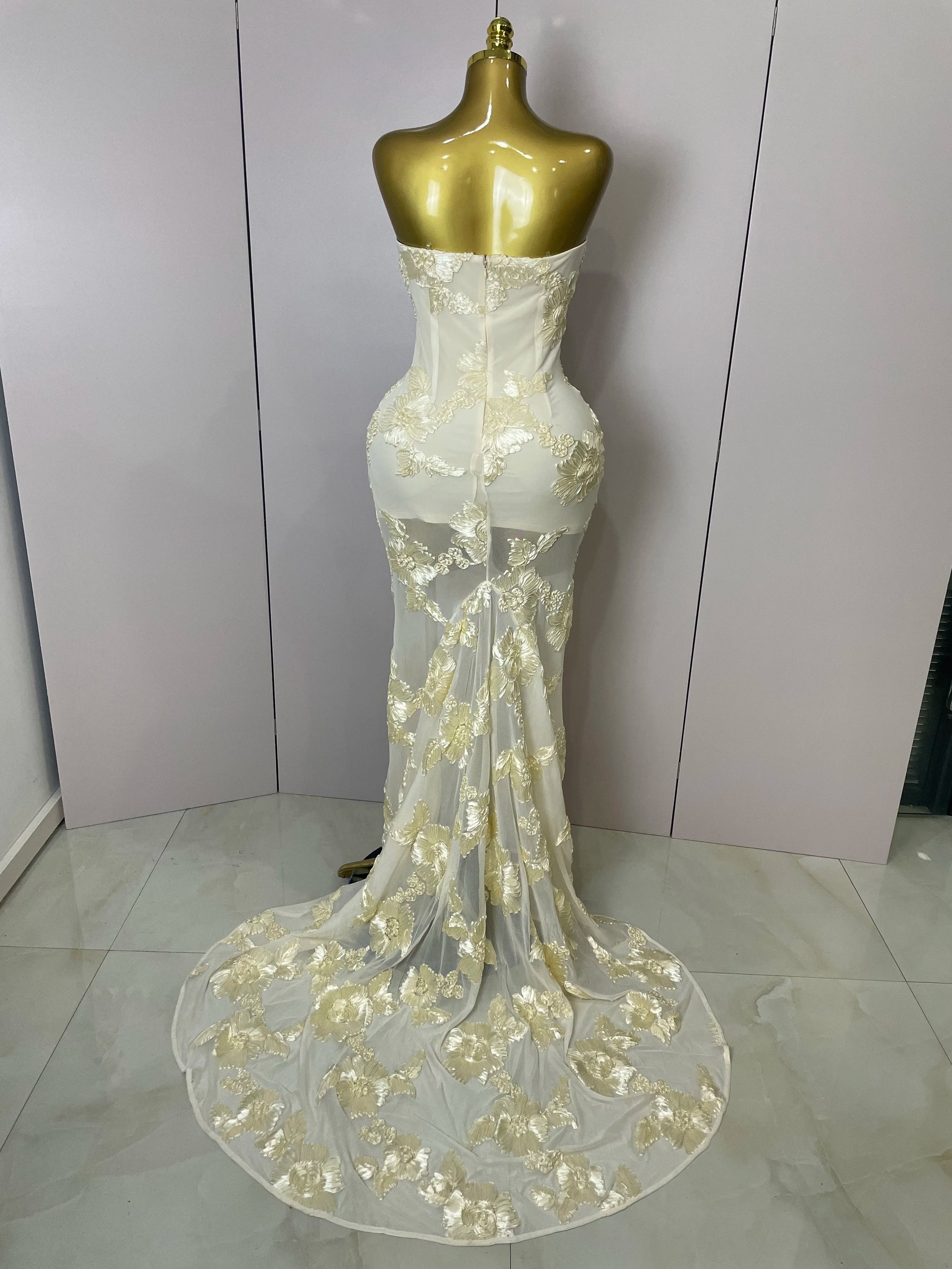 2025 New Top Quality Women Sexy Strapless Embroidery Floor-length Maxi Dress Celebrate Evening Party Prom Cocktail Outfit