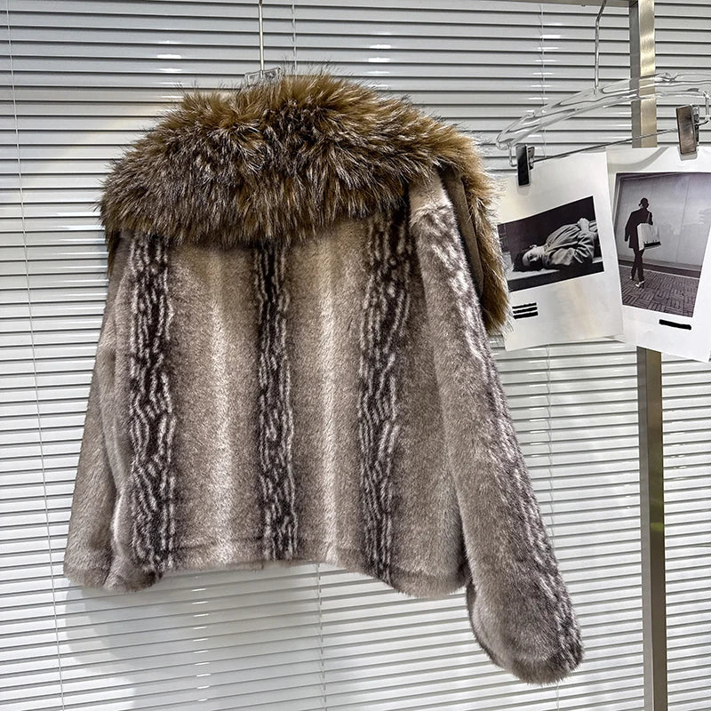 Winter New Fashion Big Fur Collar Faux Fur Short Coat For Women Versatile High Quality Thicken Jacket Female 11A07809