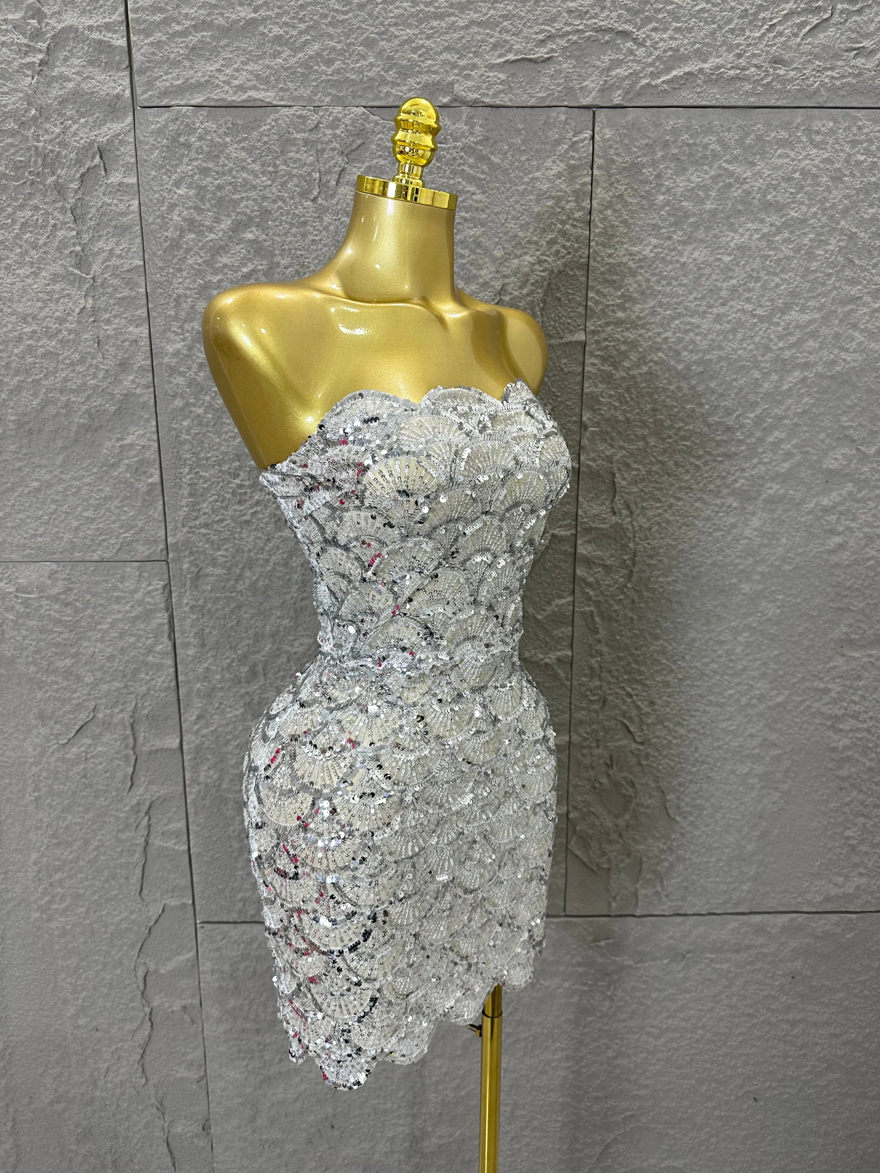 Elegant Silver Champagne Gold Strapless Mini Dress Women Sexy Sequin Form-Fitting Evening Party Nightclub Cocktail Party Costume