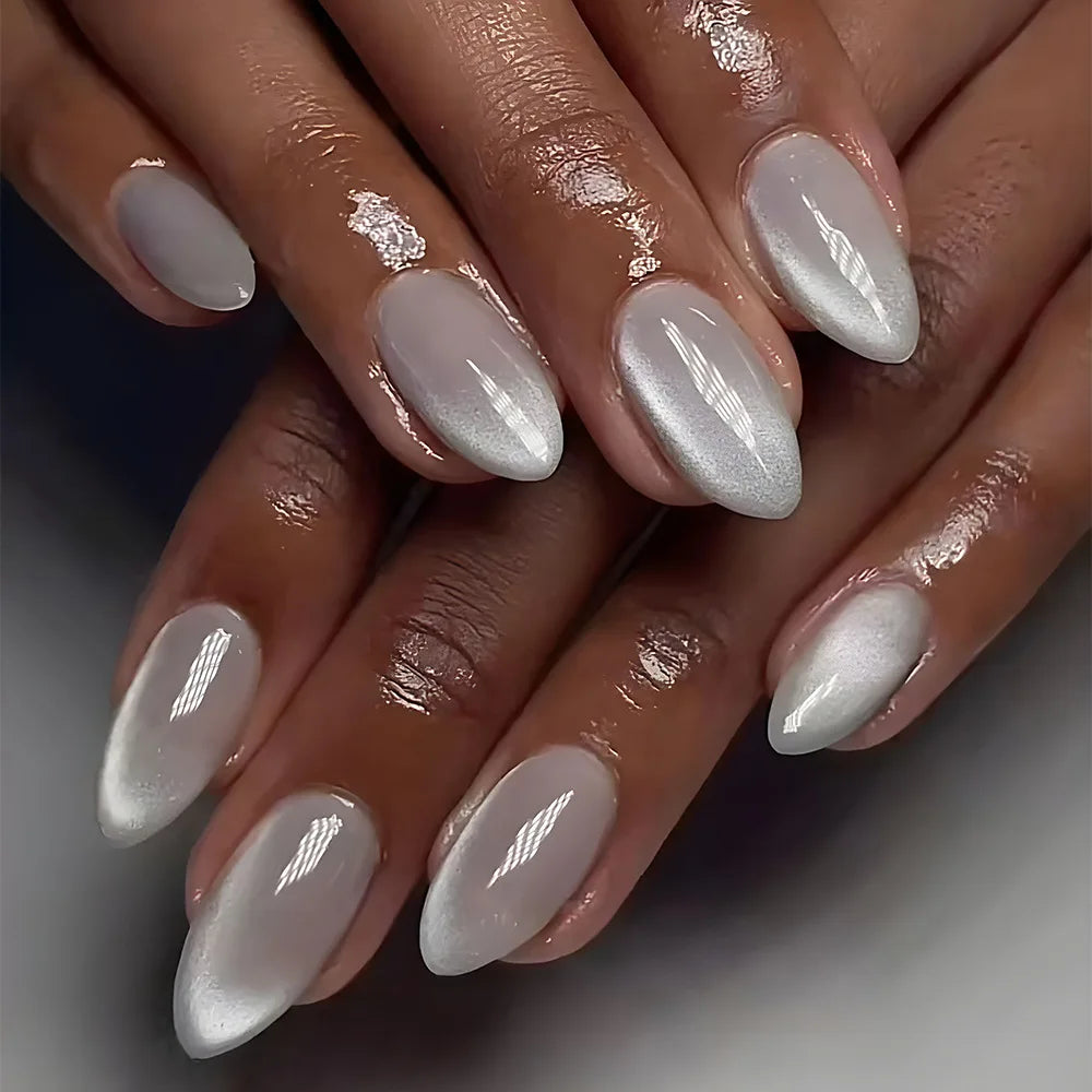 24Pcs Blush Pink Shining Cat's Eye Short Round Head Press on False Nails with Simple Design Almond French Manicure Nail Tips Set 5