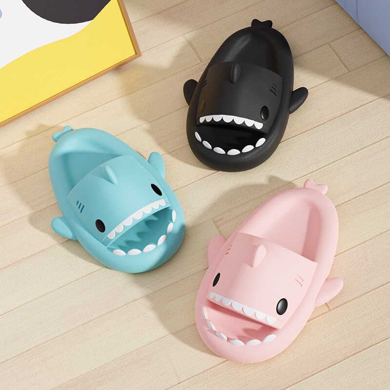 Shark Slippers Soft Beach Cloud Platform Women Indoor Bathroom Slides Summer Mules Outside EVA Men Shoes
