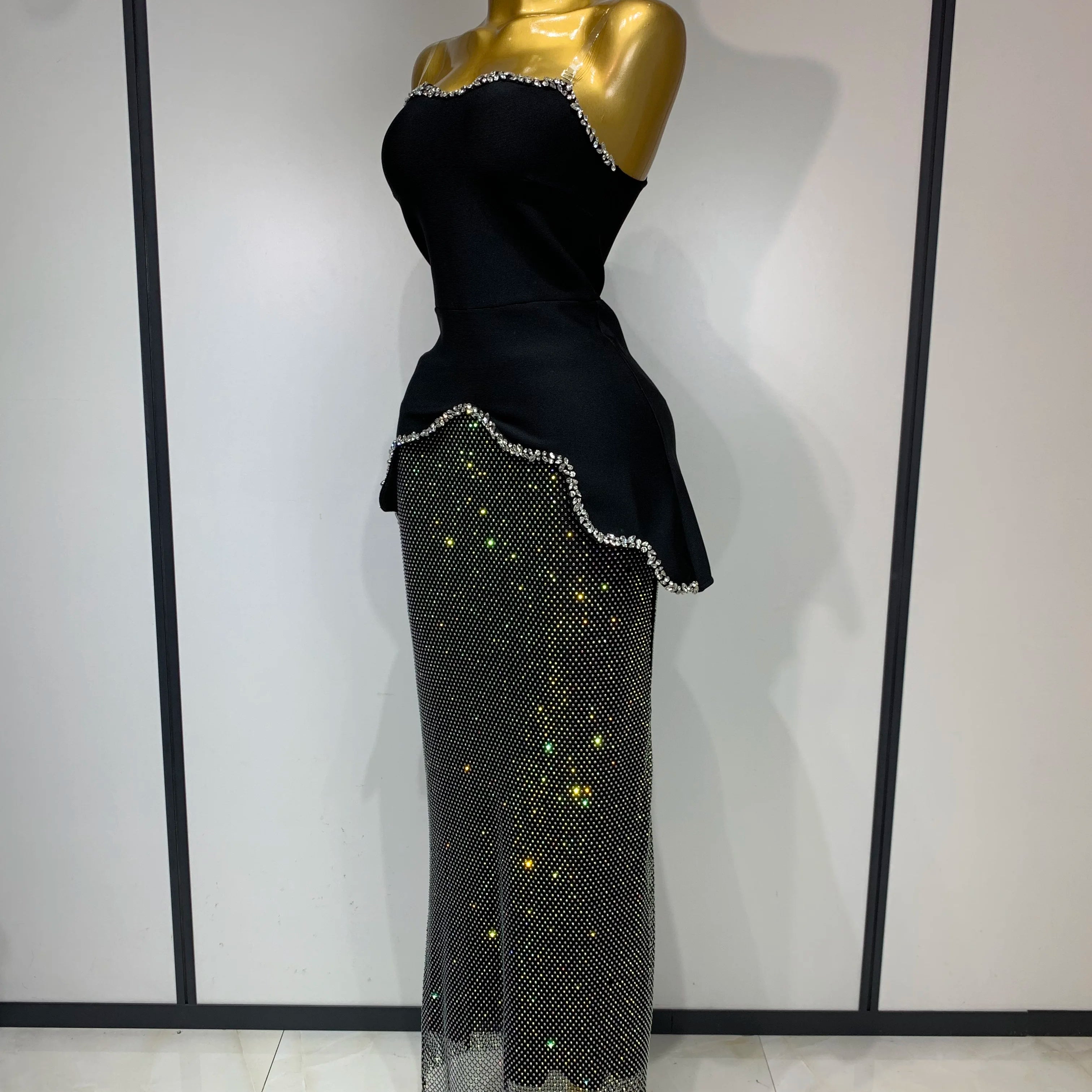 Black Design Sleeveless Rhinestone Top + Hot diamond Skirt Suit Evening Party Dress Nightclub Luxury Birthday Gown