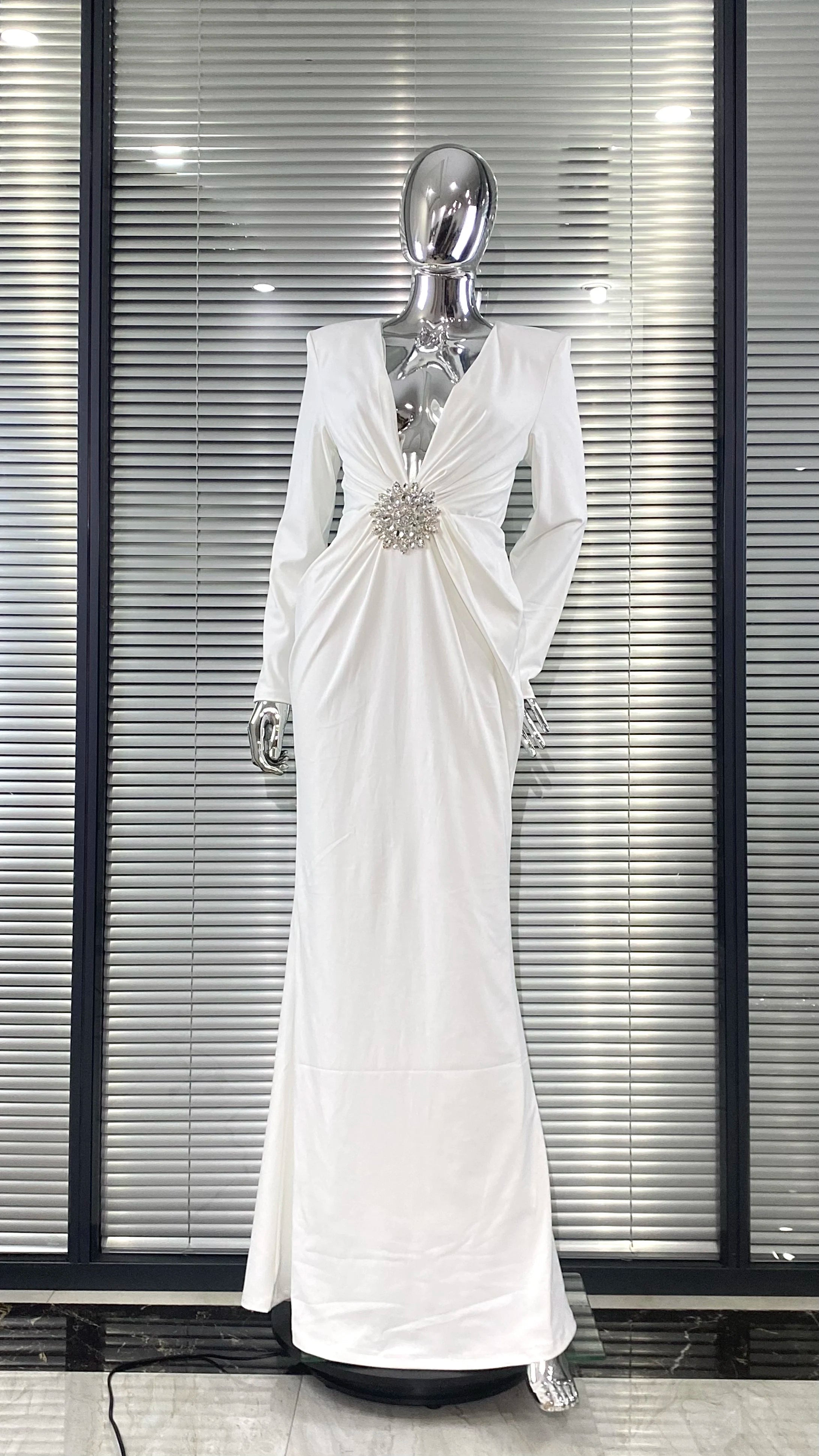 2025 Autumn Shining Diamonds Sexy V-Neck Package Hip Black Floor Length Dress Graceful Woman Party Dress Cocktail Party Outfit WHITE