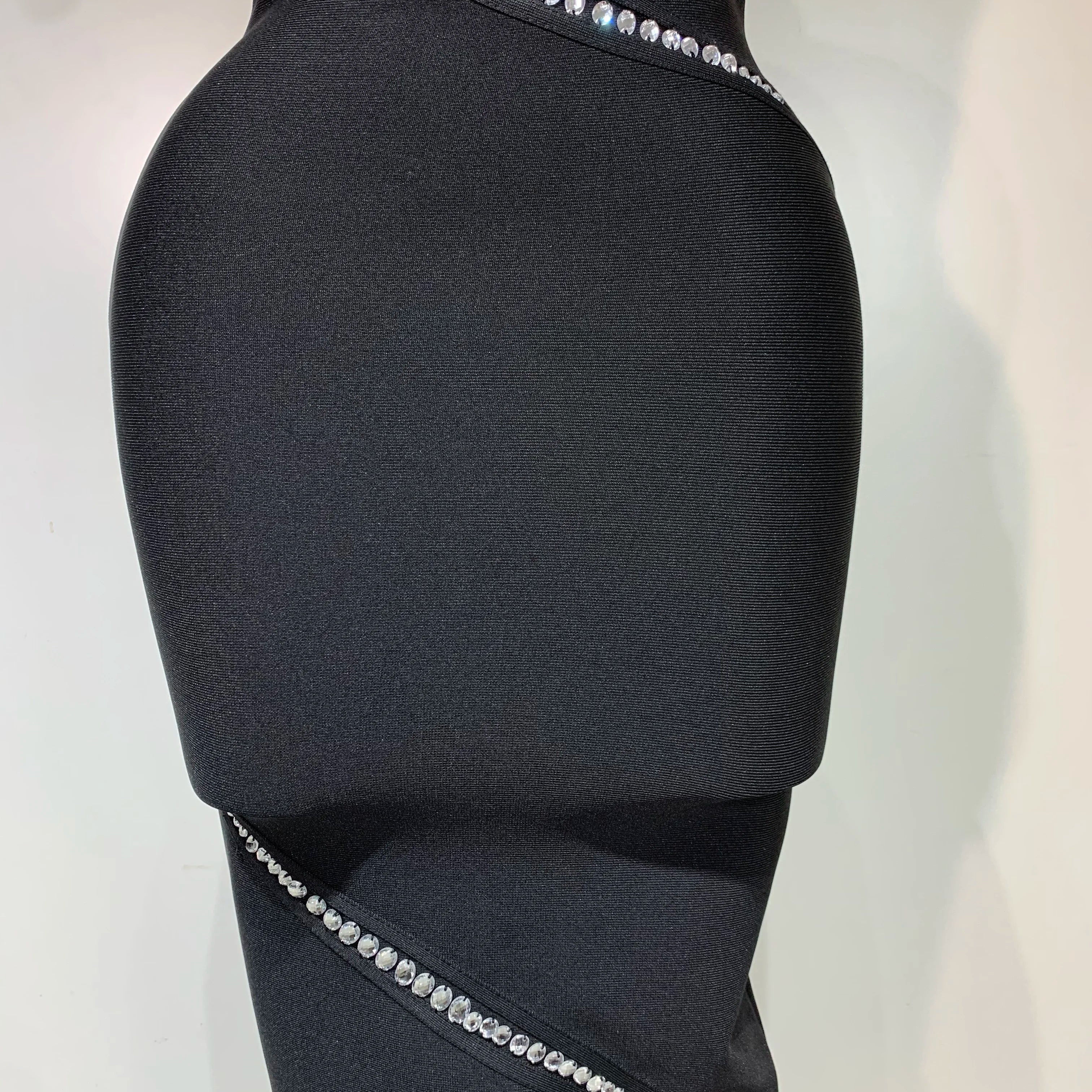 Women Celebrity Sexy Backless Halter Black Crystals Bandage Dress 2025 Knitted Elegant Evening Club Party Luxury Birthday Dress