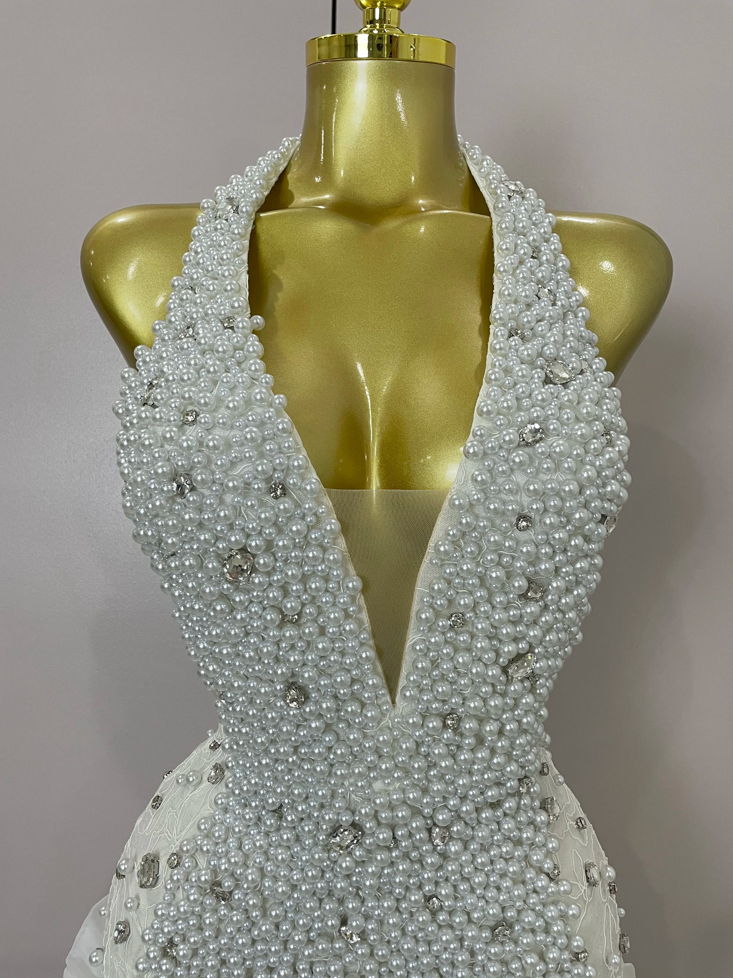 Luxury Shiny Diamonds Pearl Flowers Deep V Halter Short Dress Women Celebrate Eveing Celebrity Birthday Party Dress