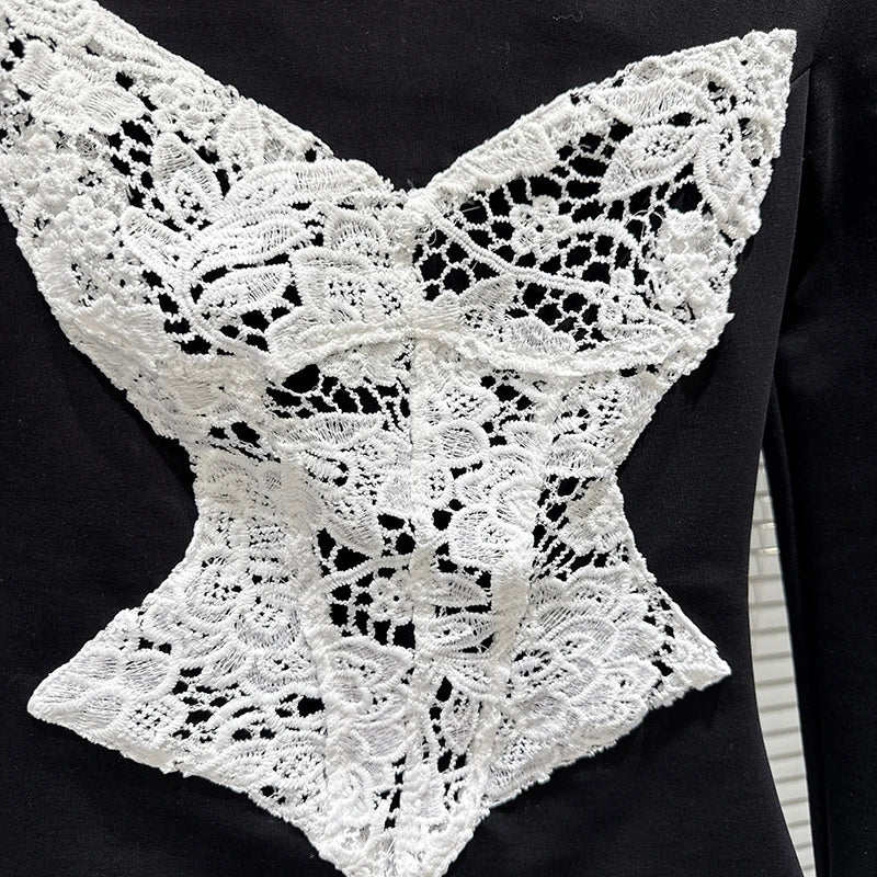 Winter New Fashionable Lace Patchwork High Neck Long Sleeve T-Shirt For Women Slim Fit Versatile Tops Female 11A07652