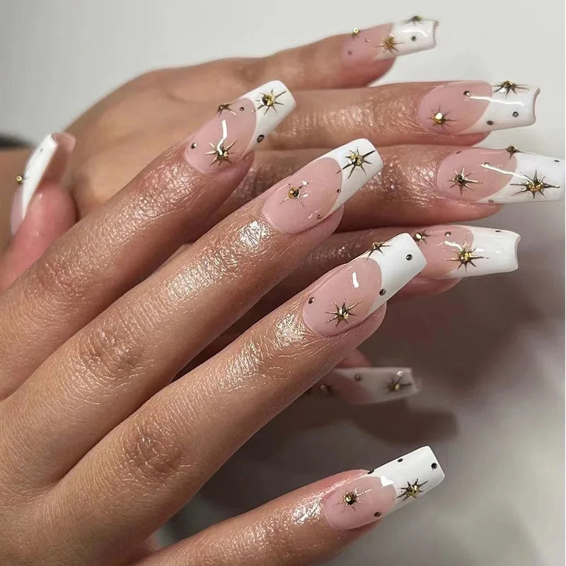 24Pcs Wearable Fake Nail Art Tips Short Square Head Press on Nails Simple White French False Nails Detachable Finished Manicure 1740