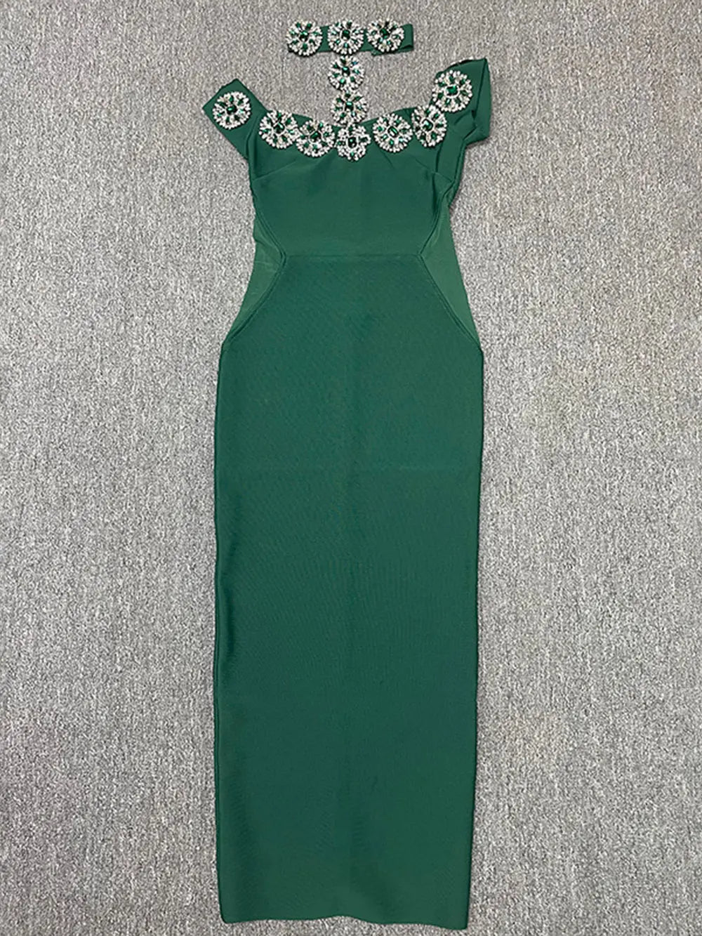 2024 Heavy Industry Beaded Women Sexy Bandage Dress Hanging Neck Style Card Shoulder Sleeve Bodycon Off Back Long Dress Vestidos green