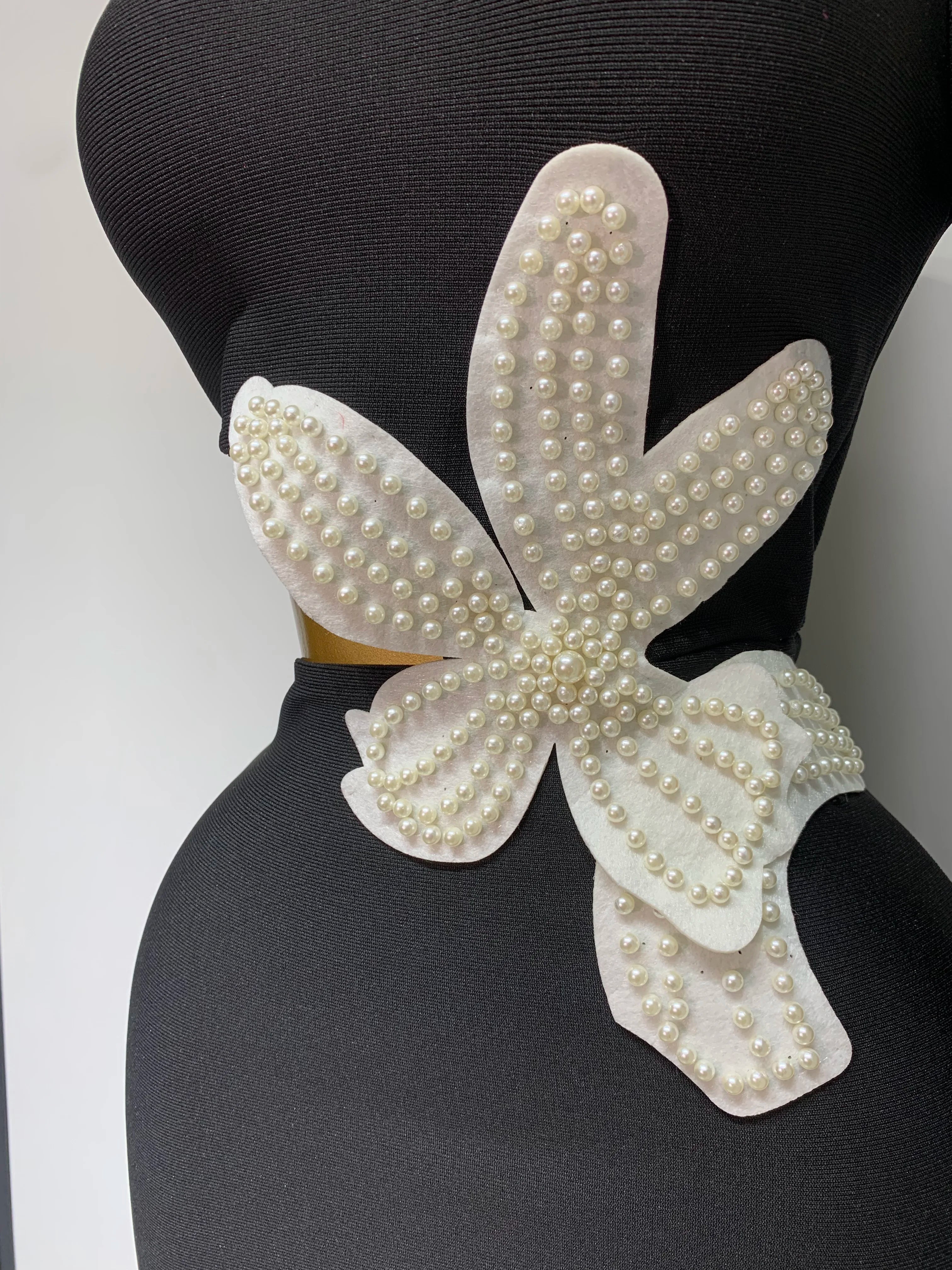 Women Elegant Luxury Black Bandage Party Dress Single Sleeve Cut Out White Pearl Embroidery Flower Midi Long Evening Prom Gowns