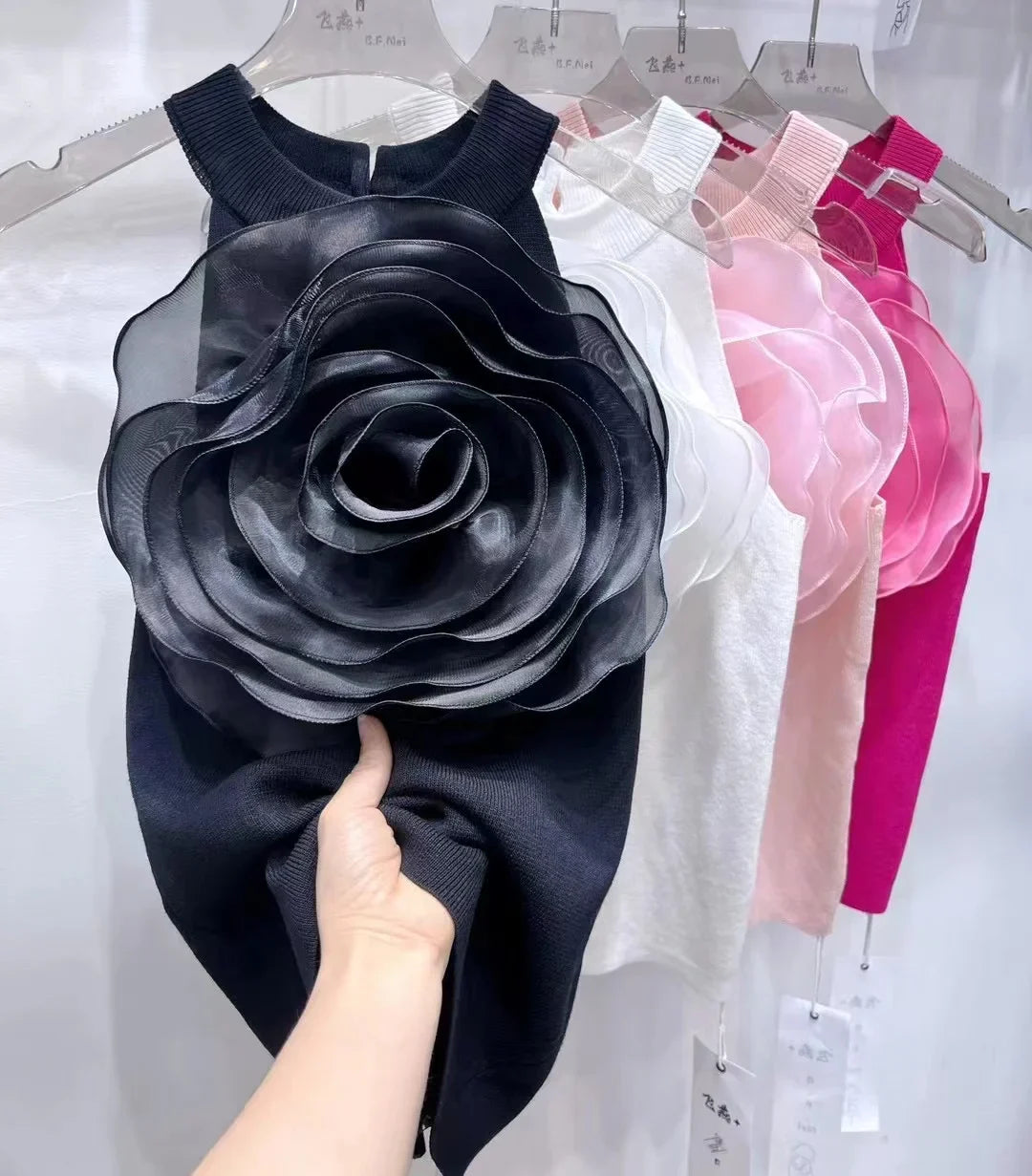 Summer Knitwear Sexy Crop Tank Top Femme Black White 3D Flower Sexy Sleeveless Knitted Top Slim Fit Halter Vest black One Size