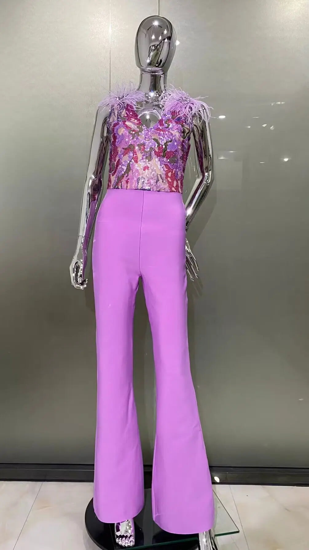 Gorgeous Feathers Shining Sequins Sexy V-Neck Sleeveless Violet Jumpsuit Graceful Woman Evening Party Outfit