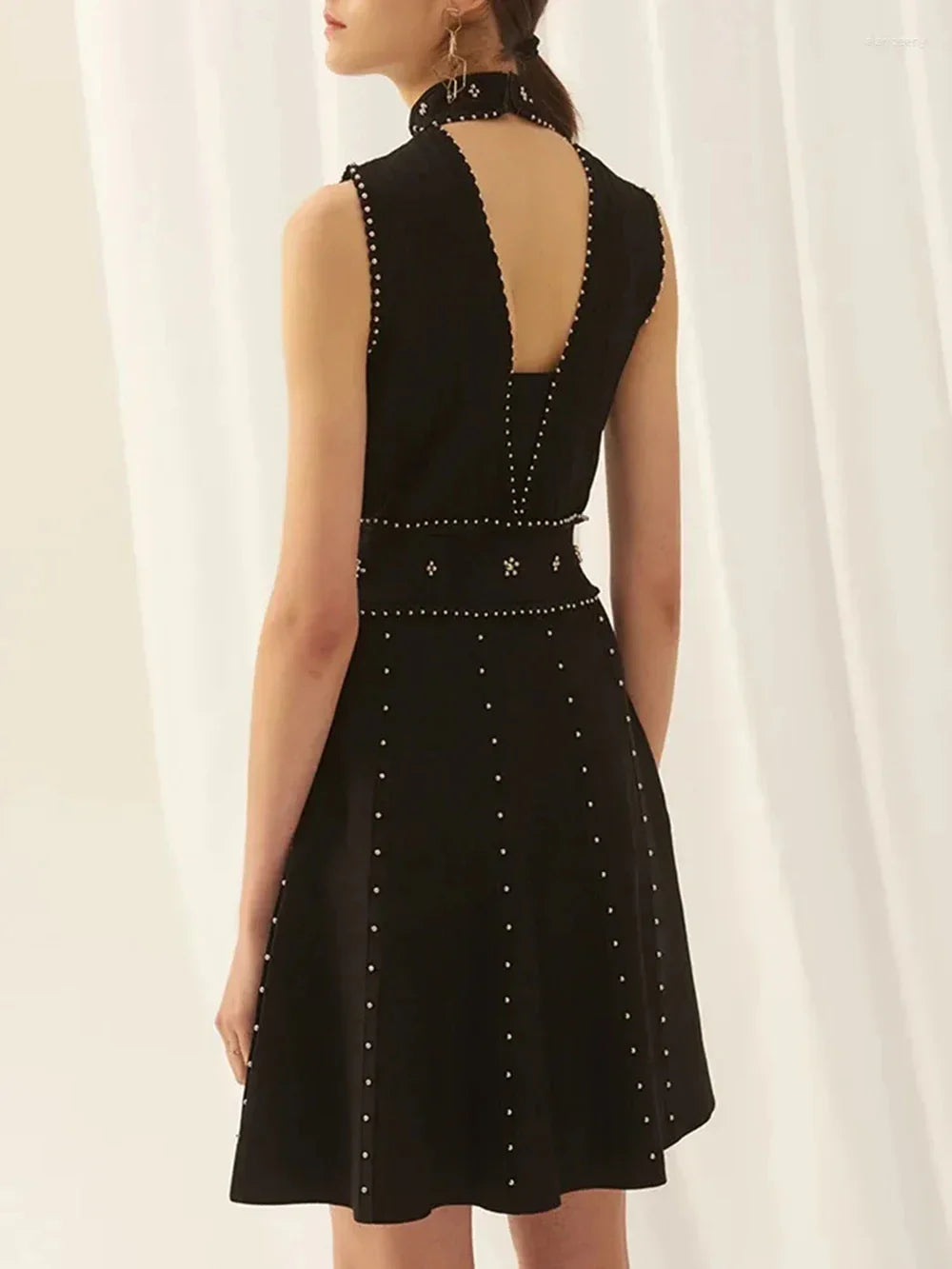 Ailigou New Summer Women's A-line Black Sleeveless Beaded Sexy Elastic Knitted Mini Dress Elegant Celebrity Party Dress